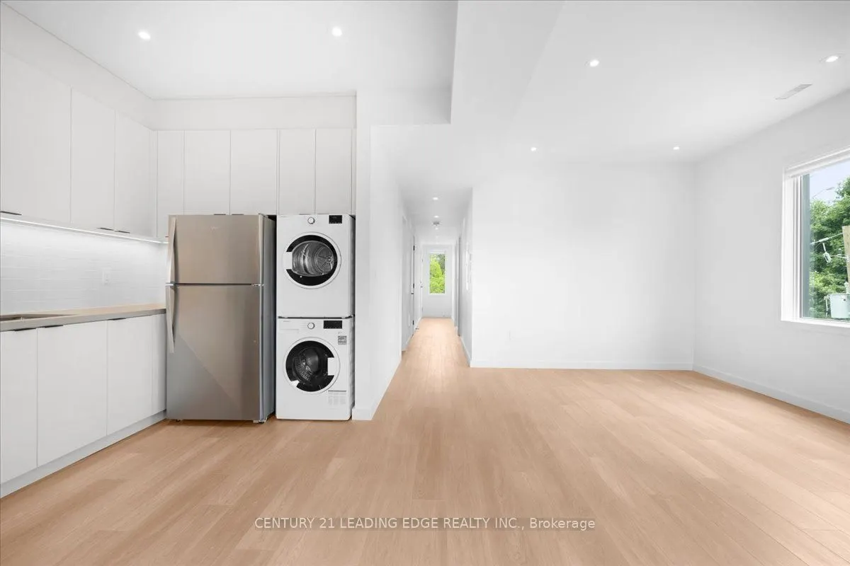 10 Summit Avenue, #4