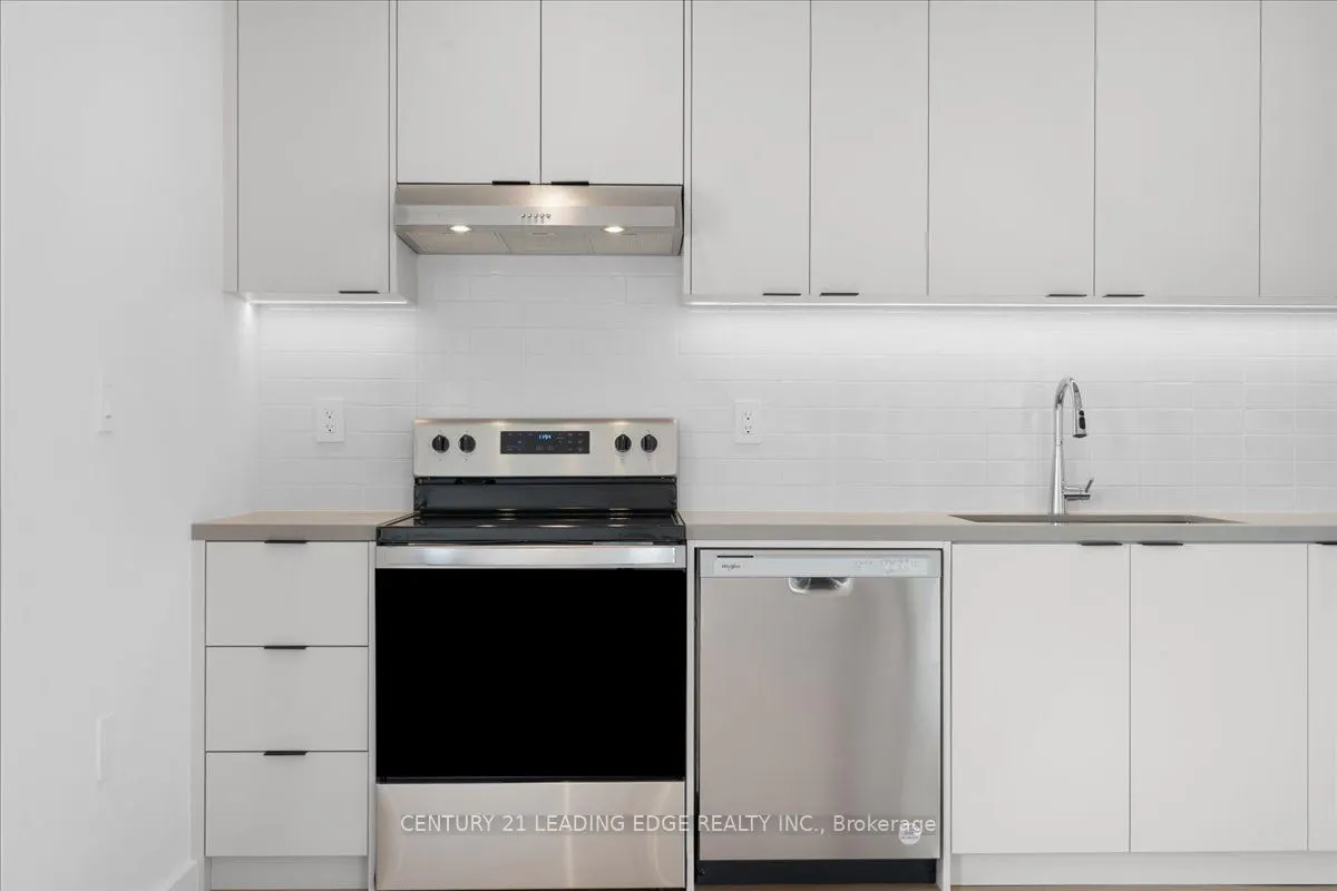 10 Summit Avenue, #4