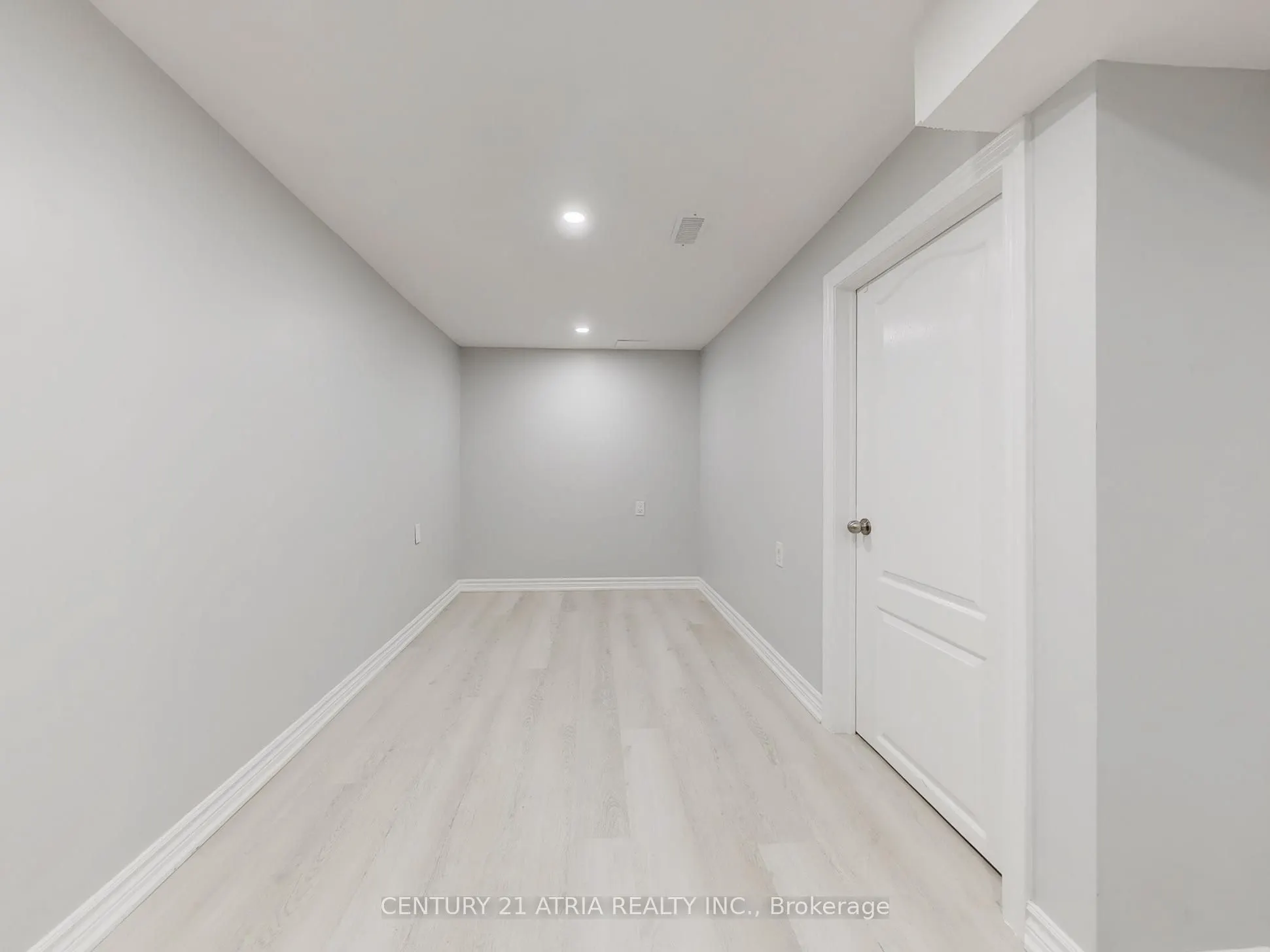 32 Sentinel Road, #8