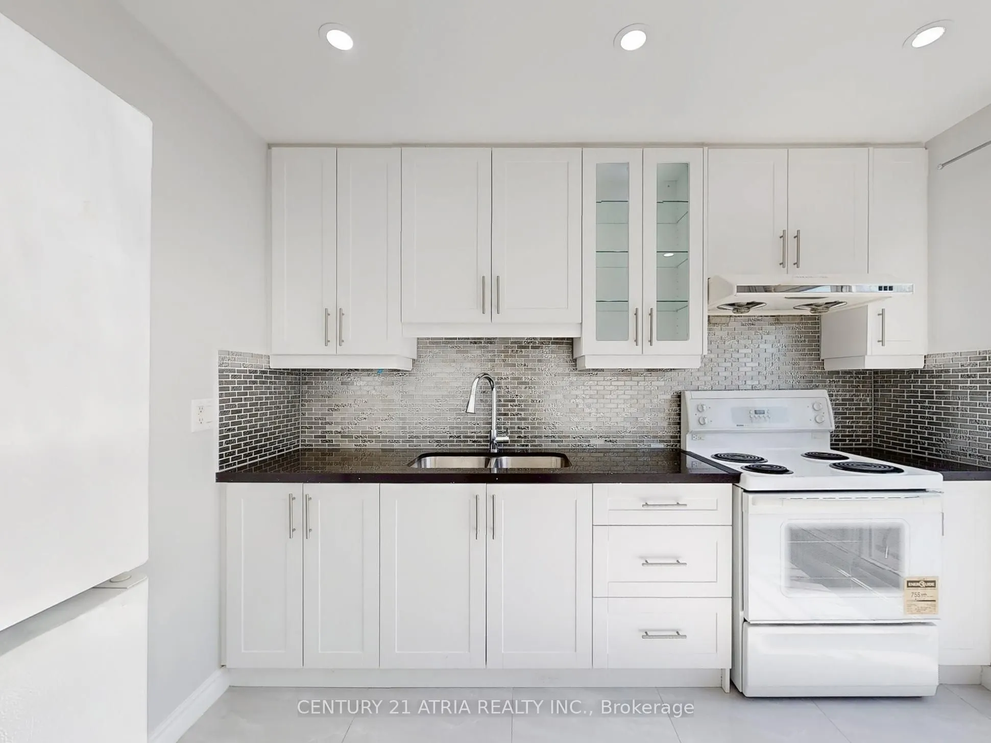 32 Sentinel Road, #8