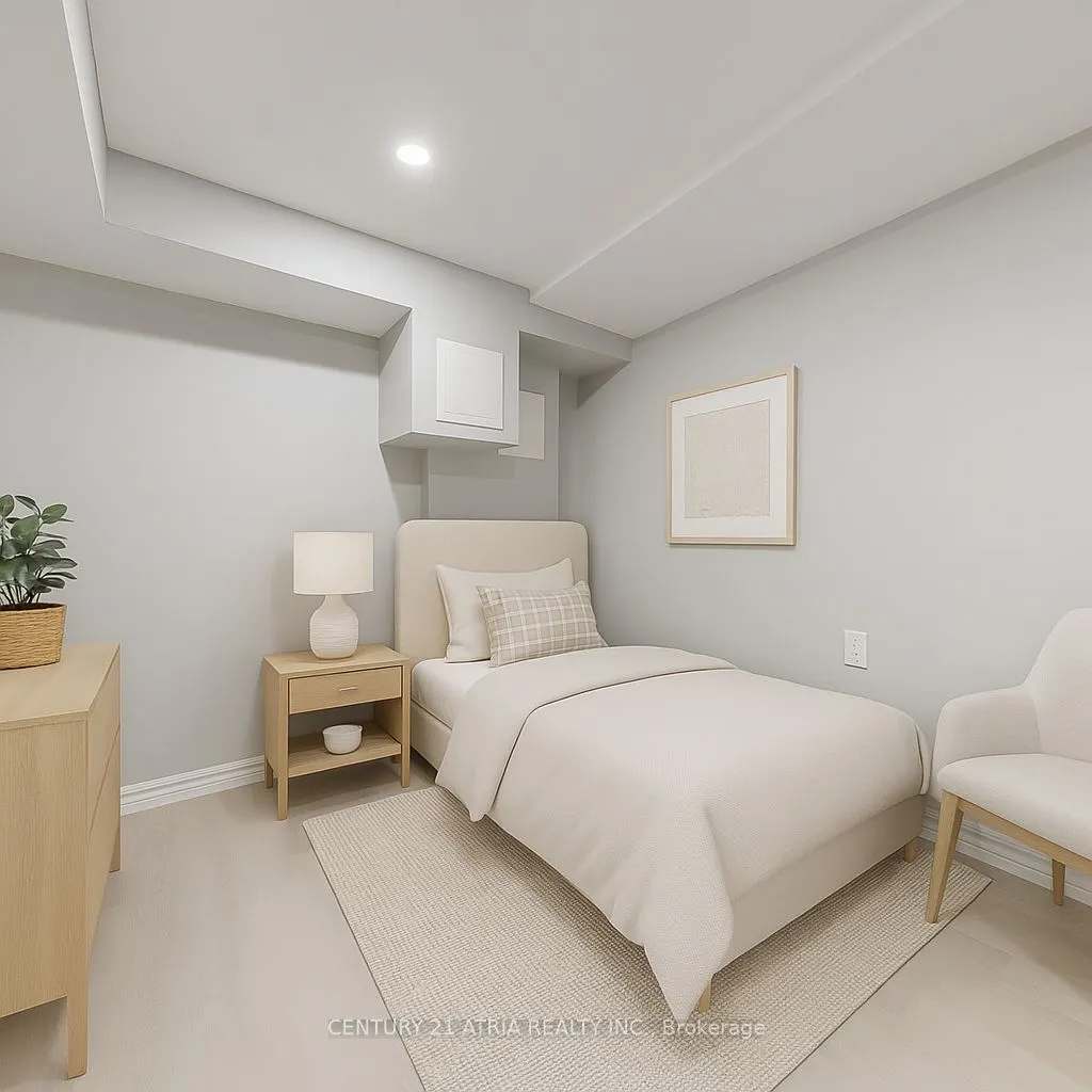 32 Sentinel Road, #8