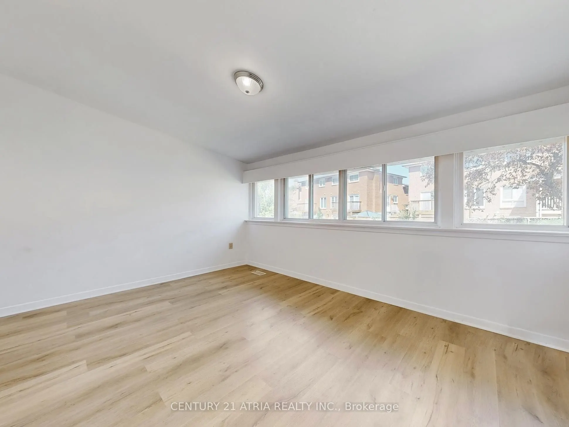 32 Sentinel Road, #8
