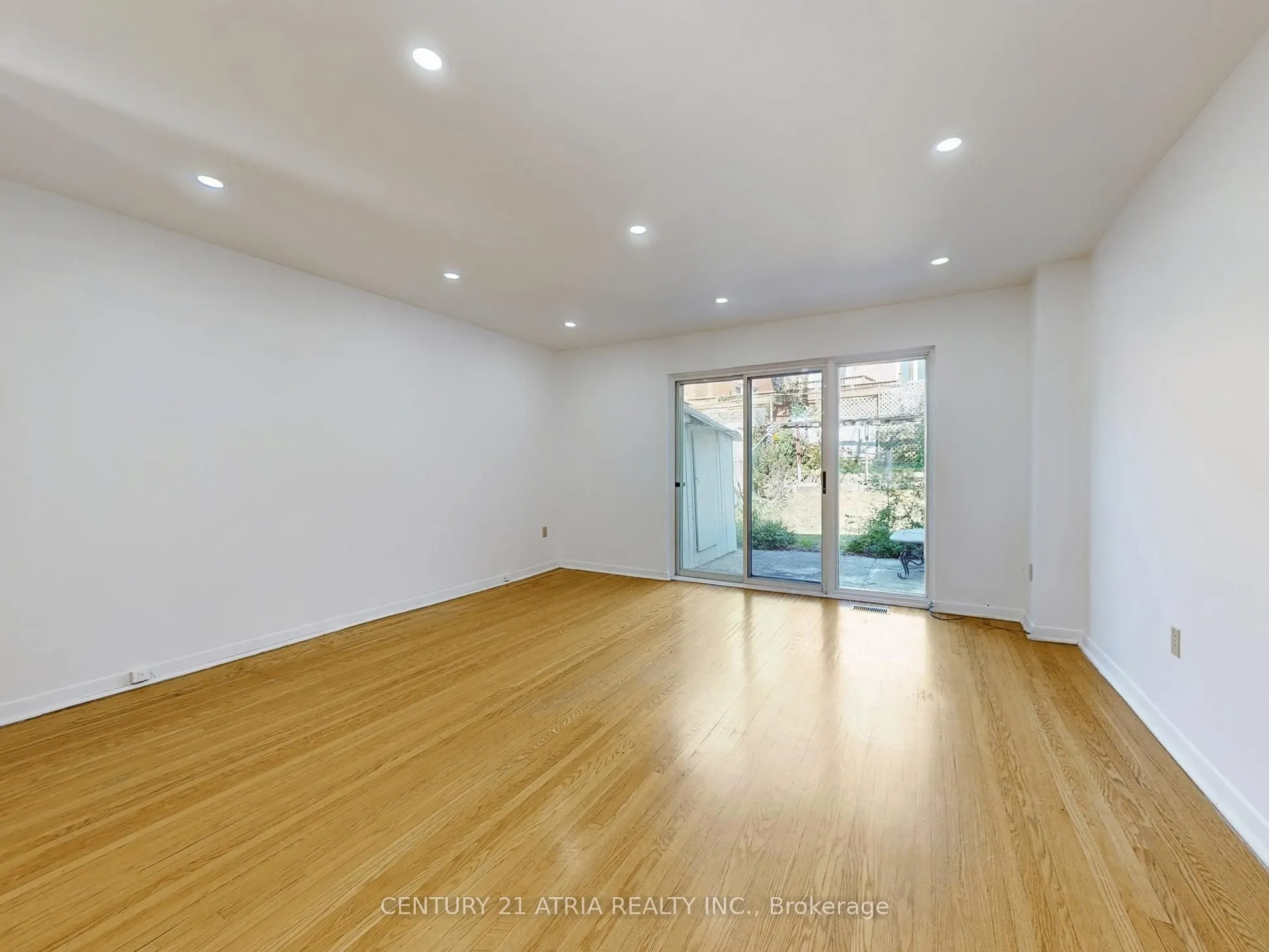 32 Sentinel Road, #8