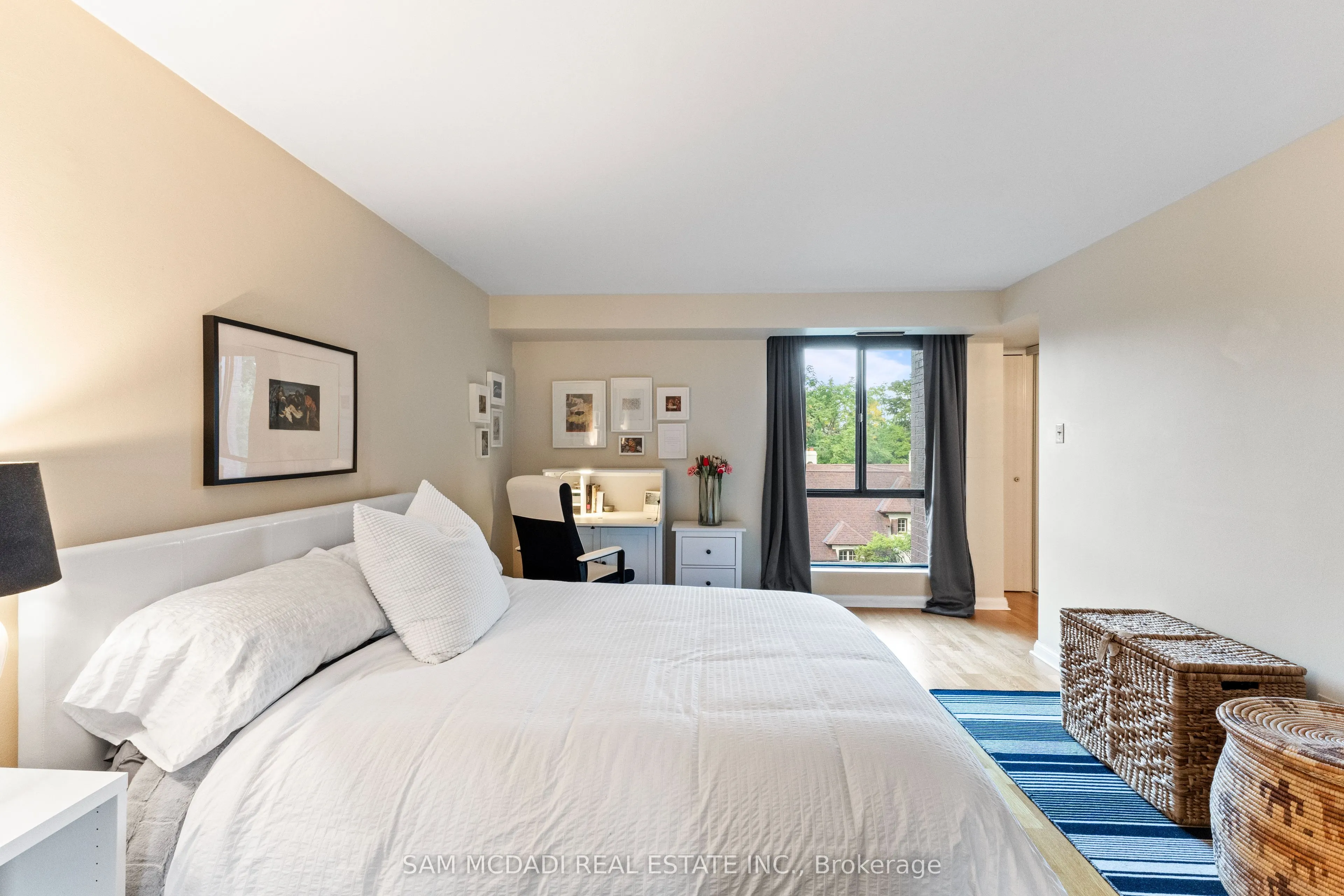 1400 Dixie Road, #401