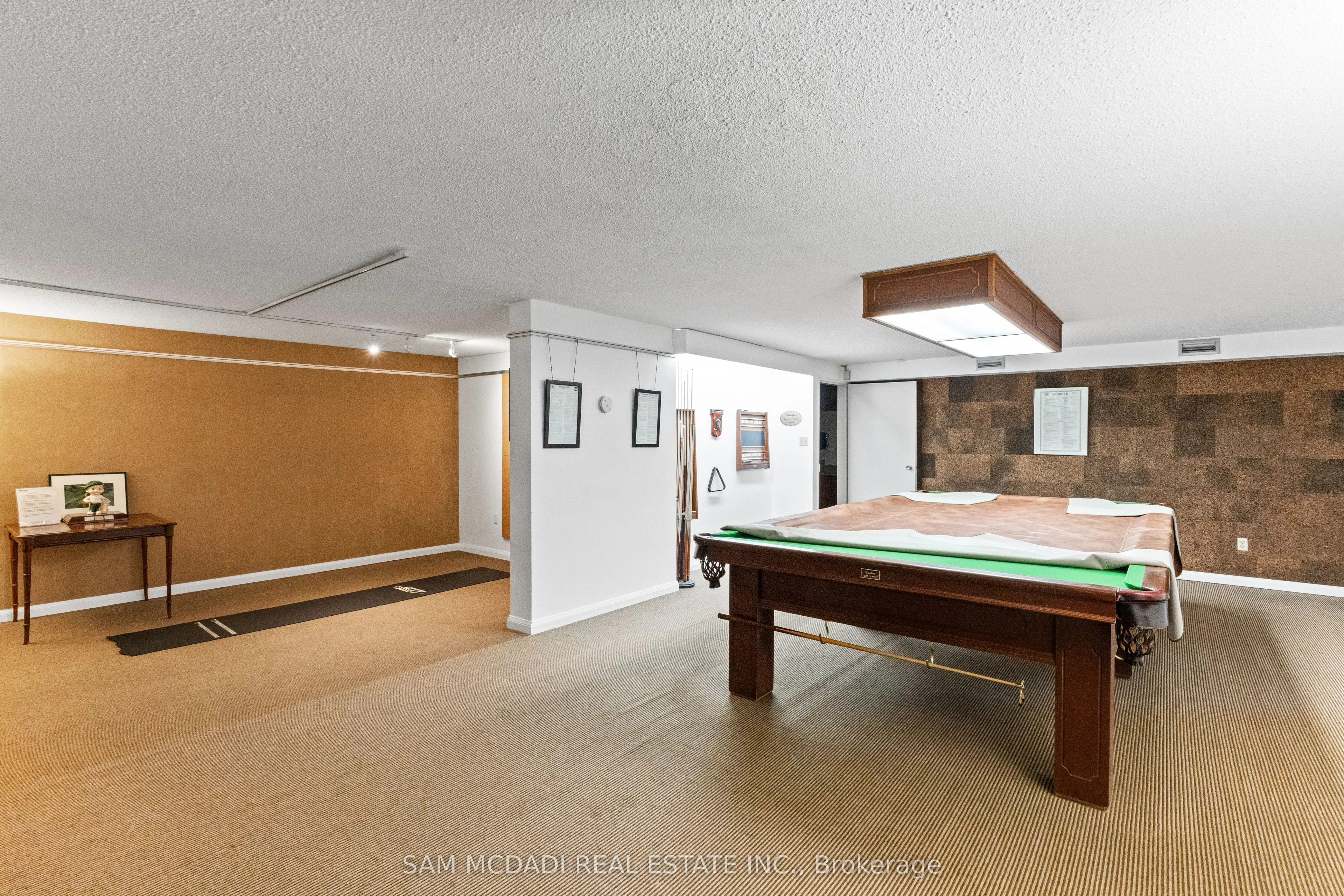 1400 Dixie Road, #401