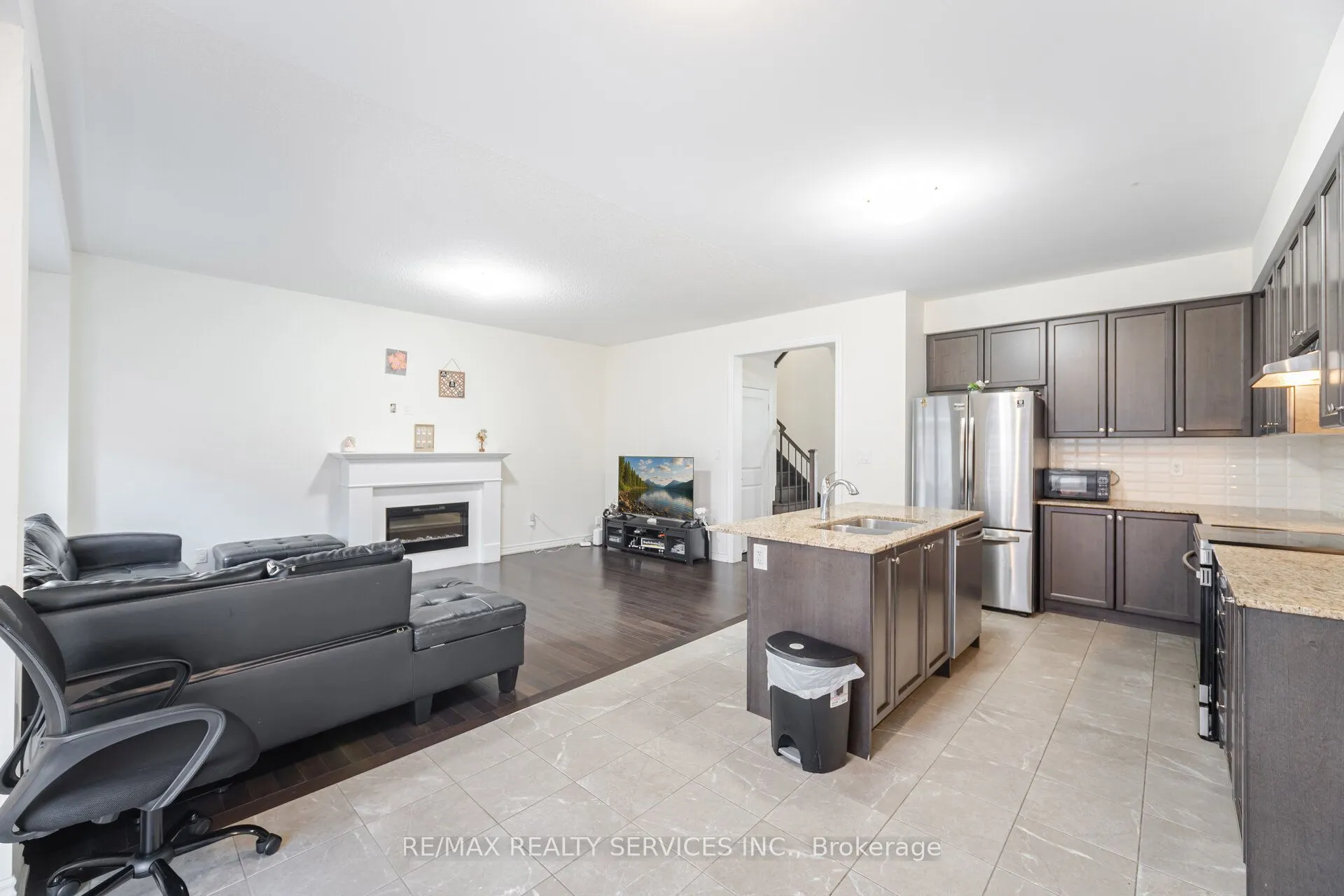 42 Thornvalley Terrace