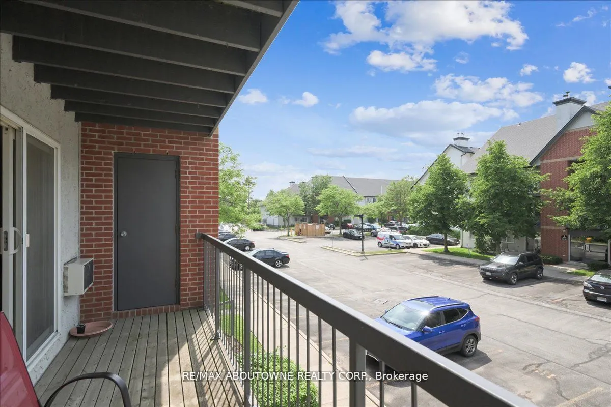 1450 Glen Abbey Gate, #921