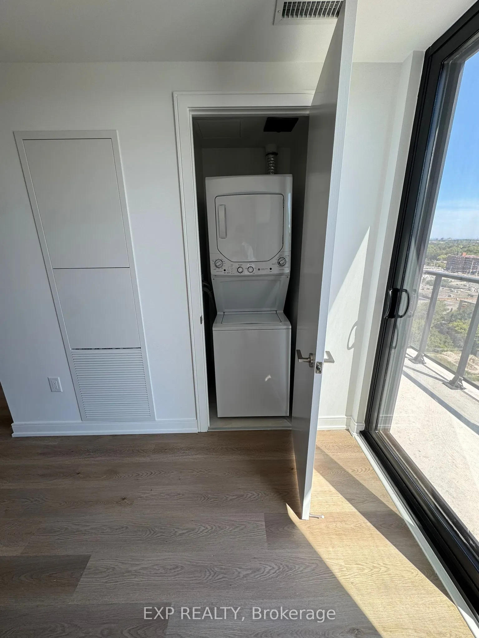 3009 Novar Rd, #1304