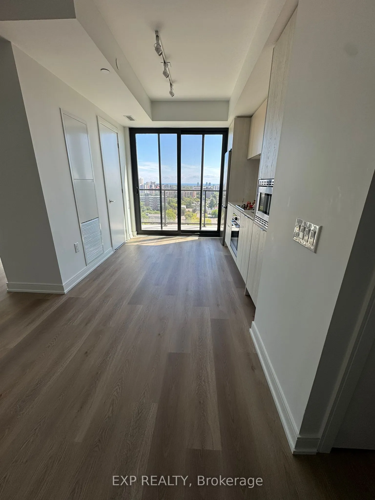 3009 Novar Rd, #1304