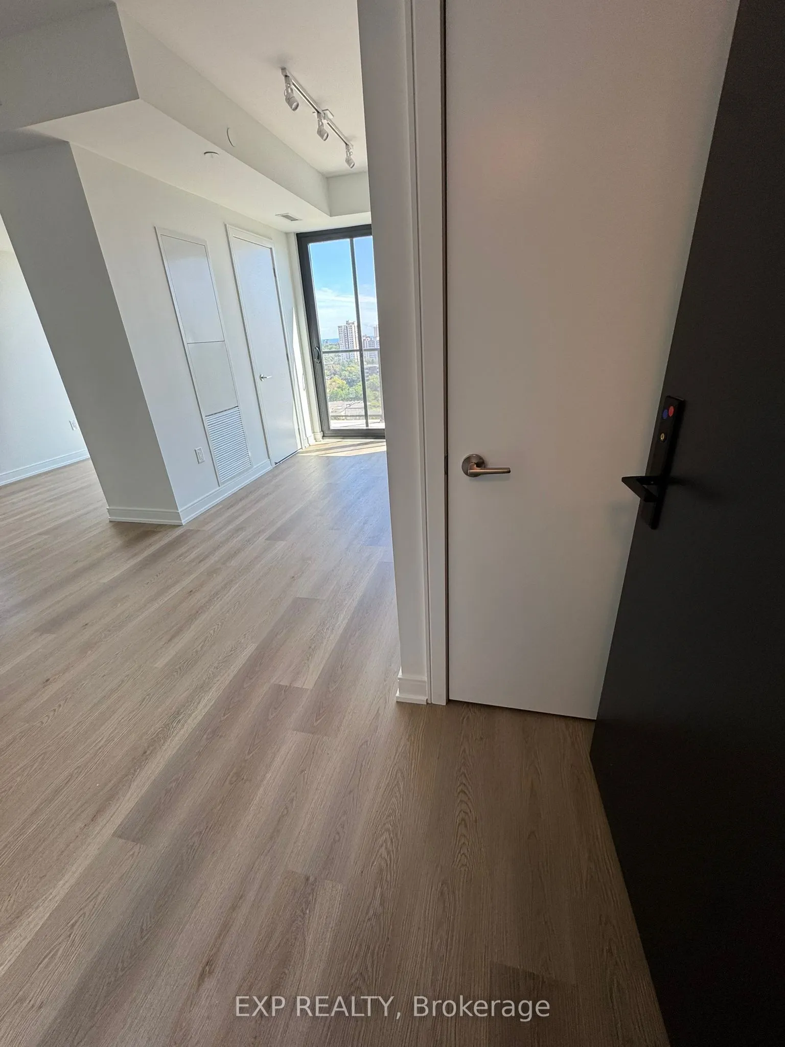 3009 Novar Rd, #1304