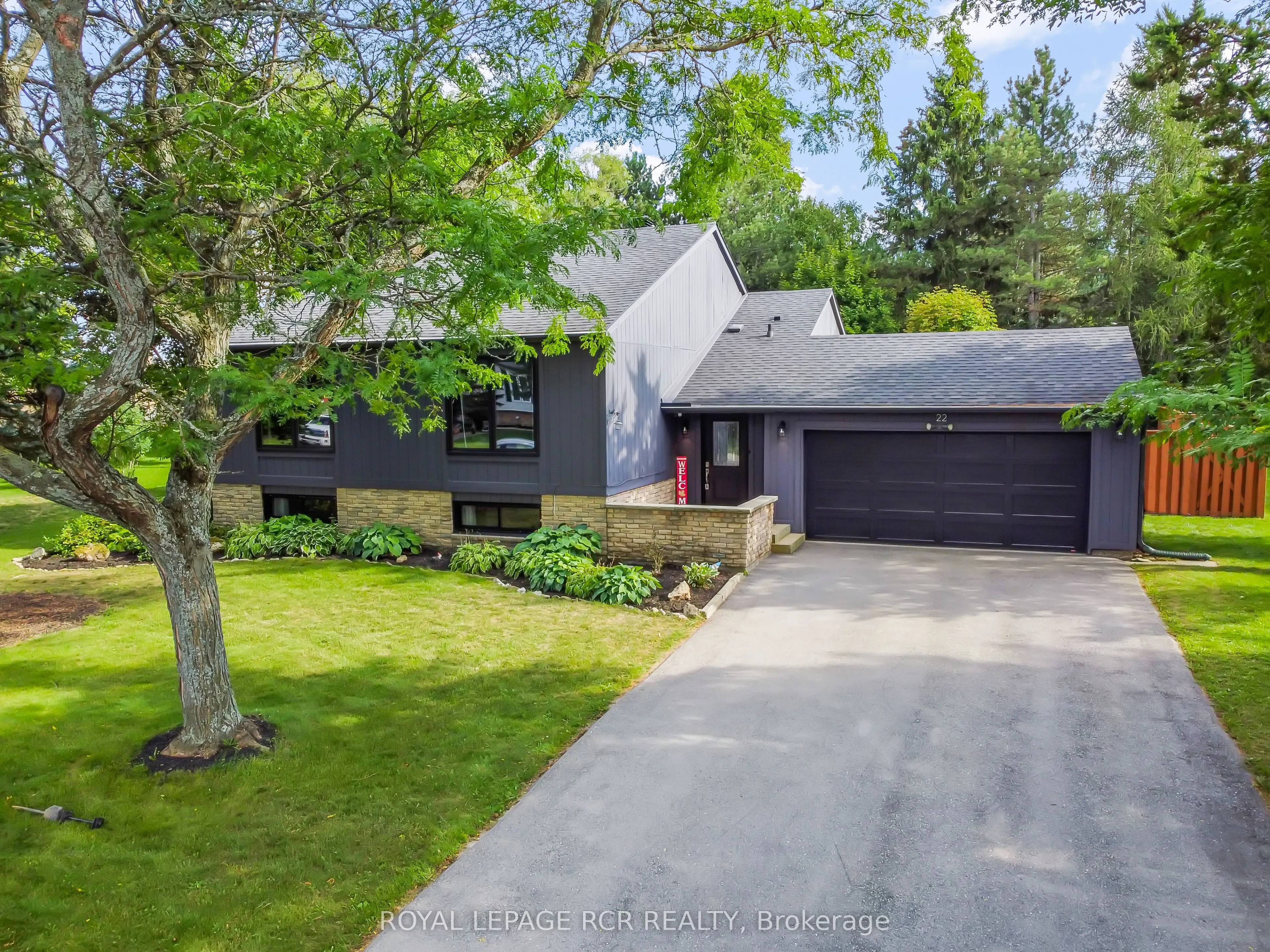 22 Arlow Road