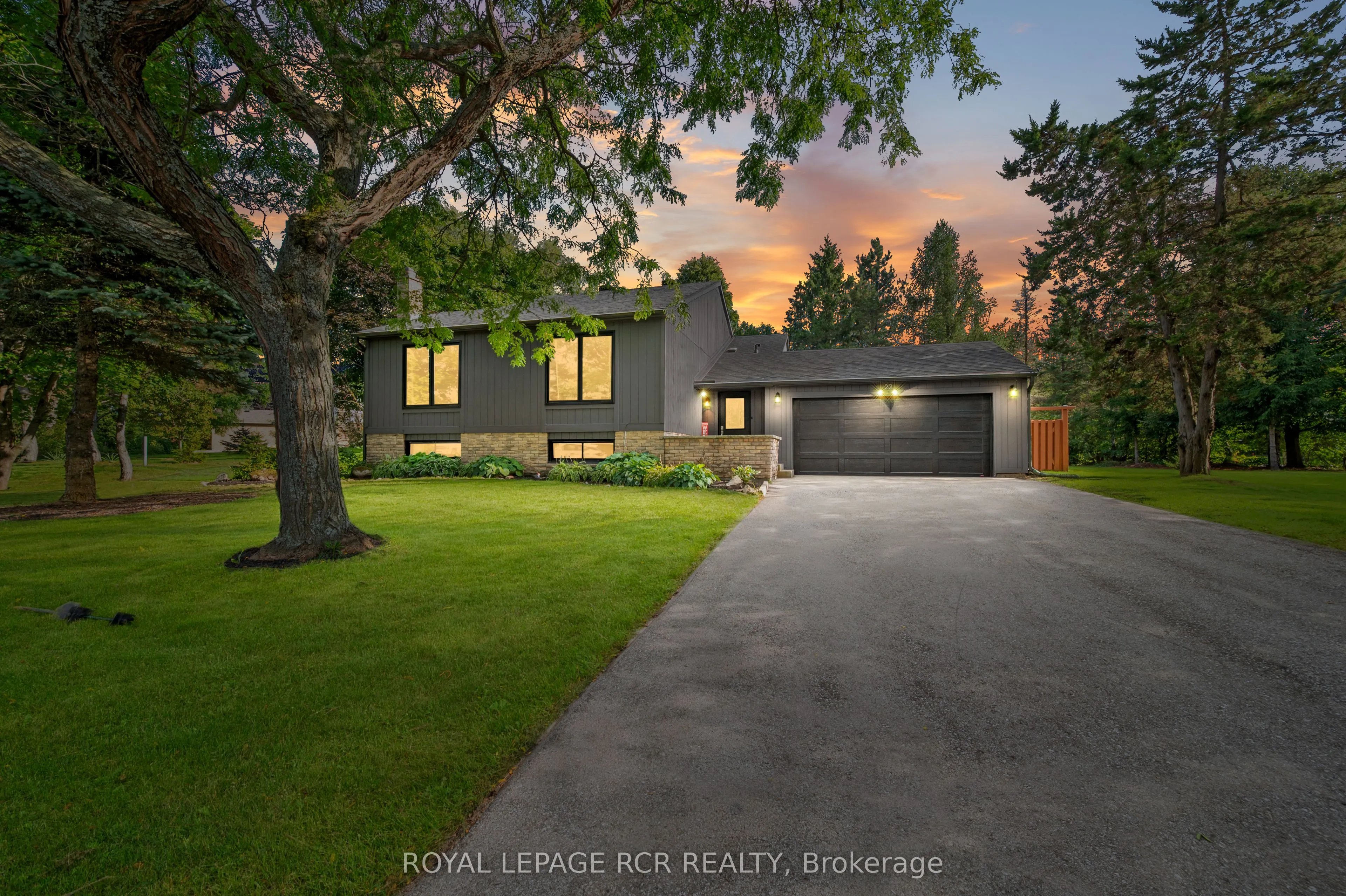 22 Arlow Road