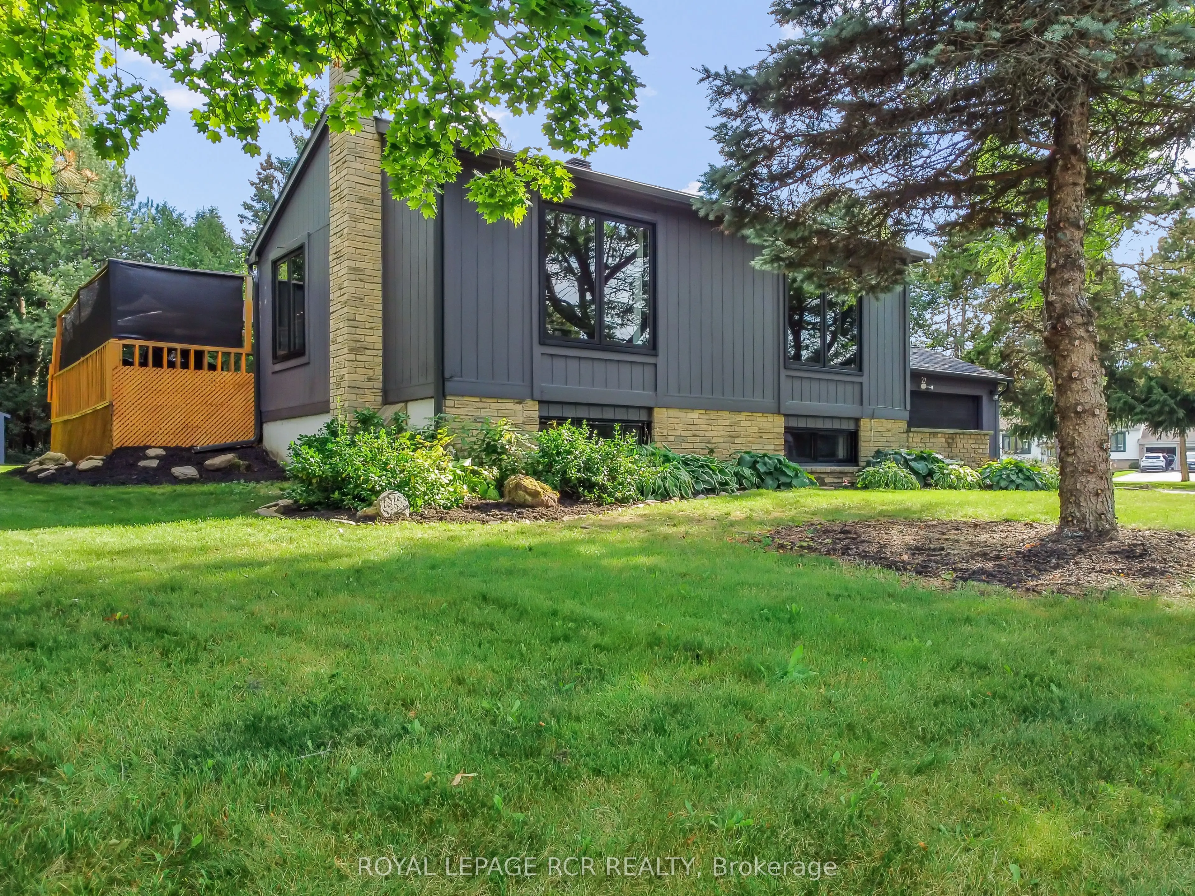 22 Arlow Road