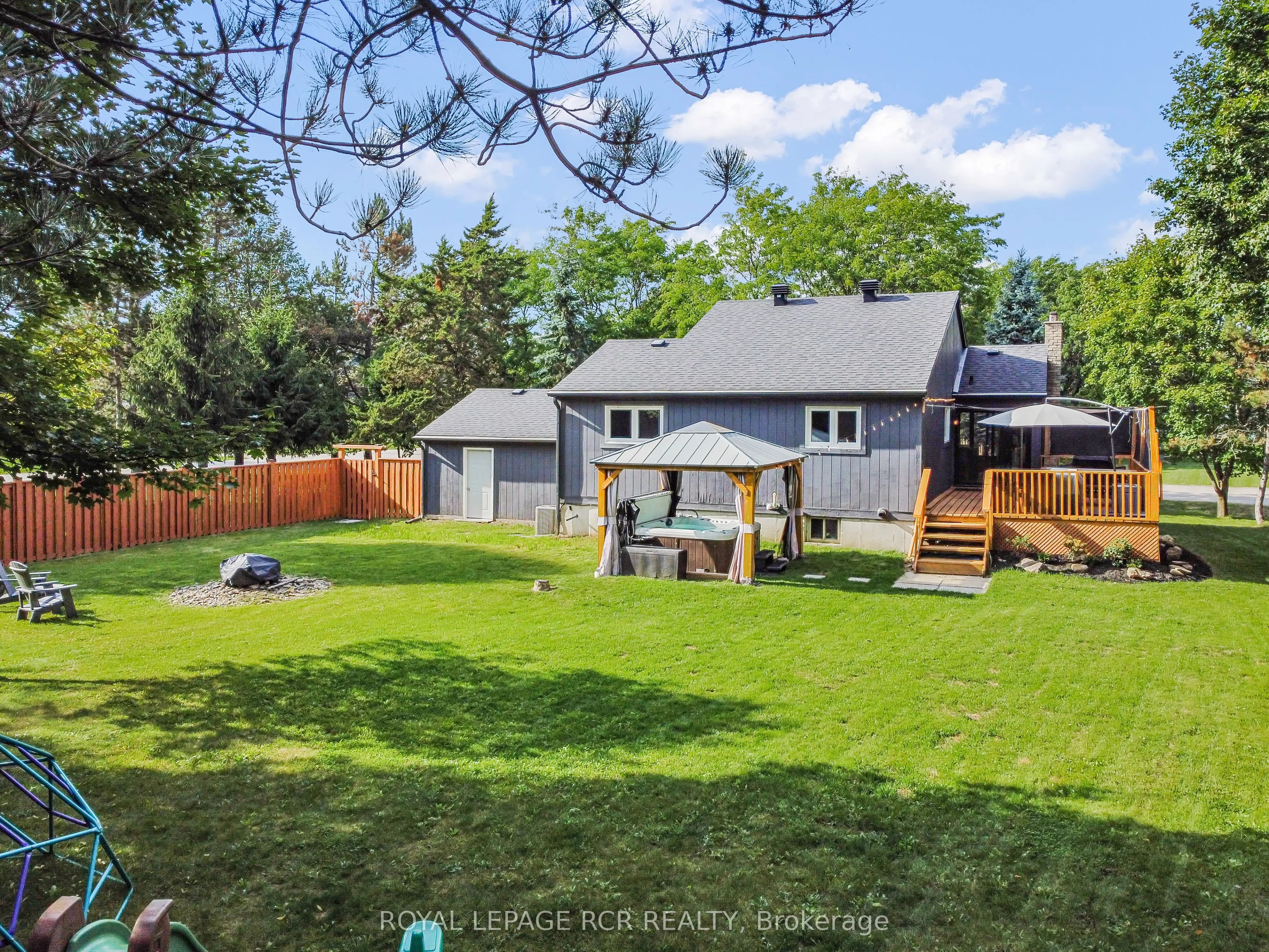 22 Arlow Road