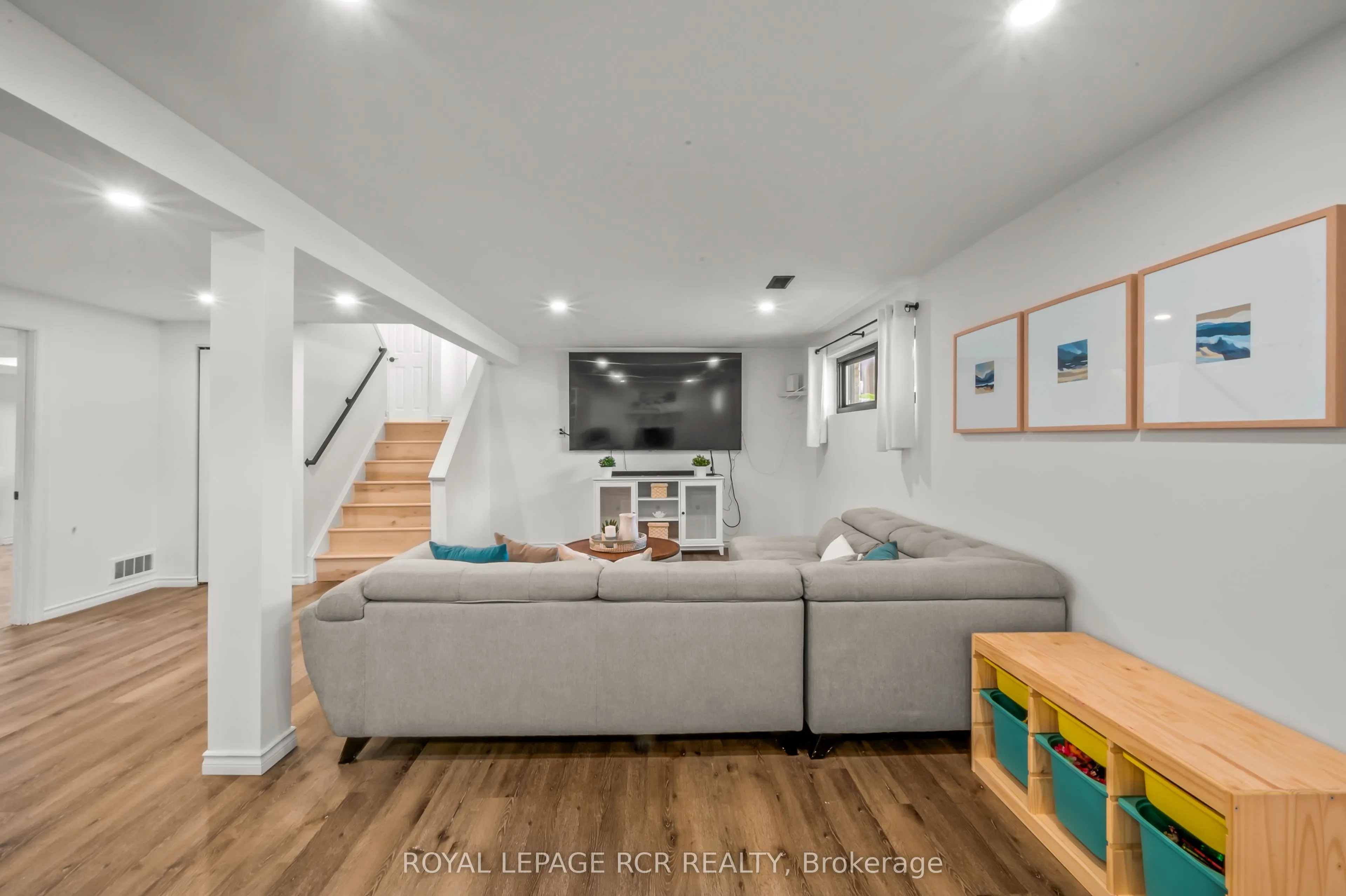 22 Arlow Road