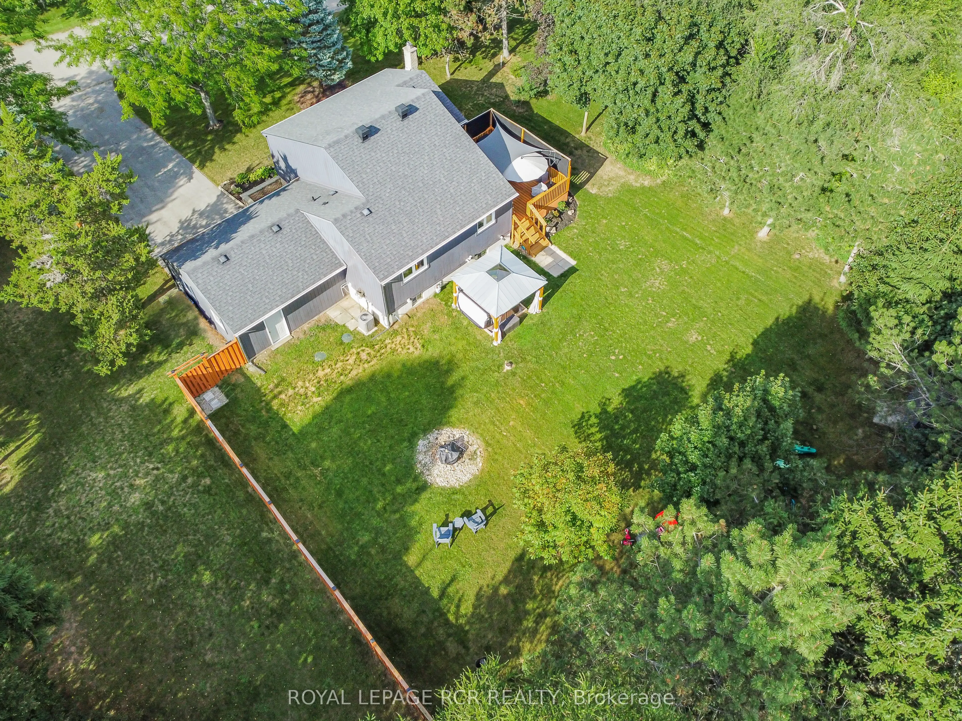 22 Arlow Road