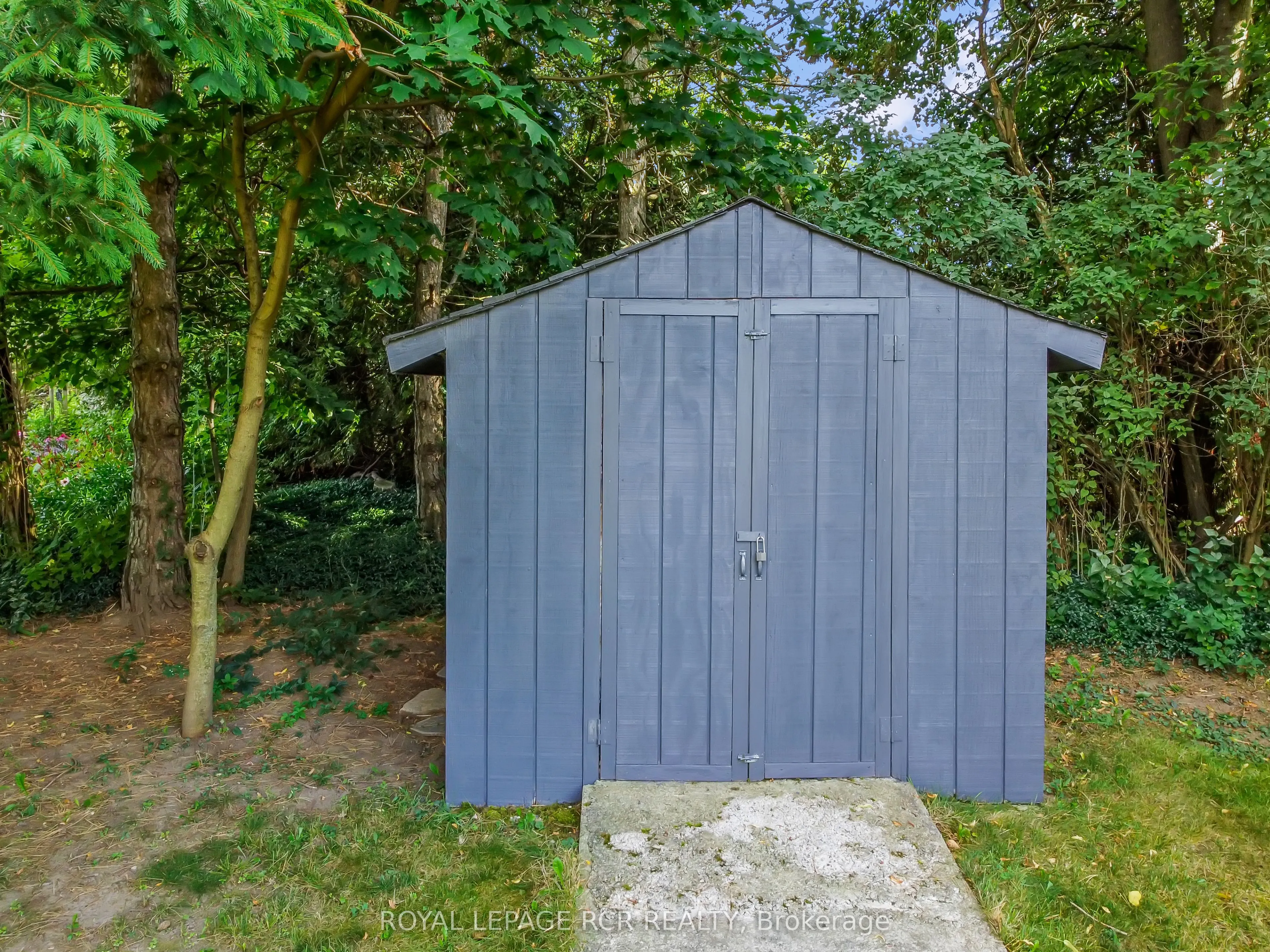 22 Arlow Road