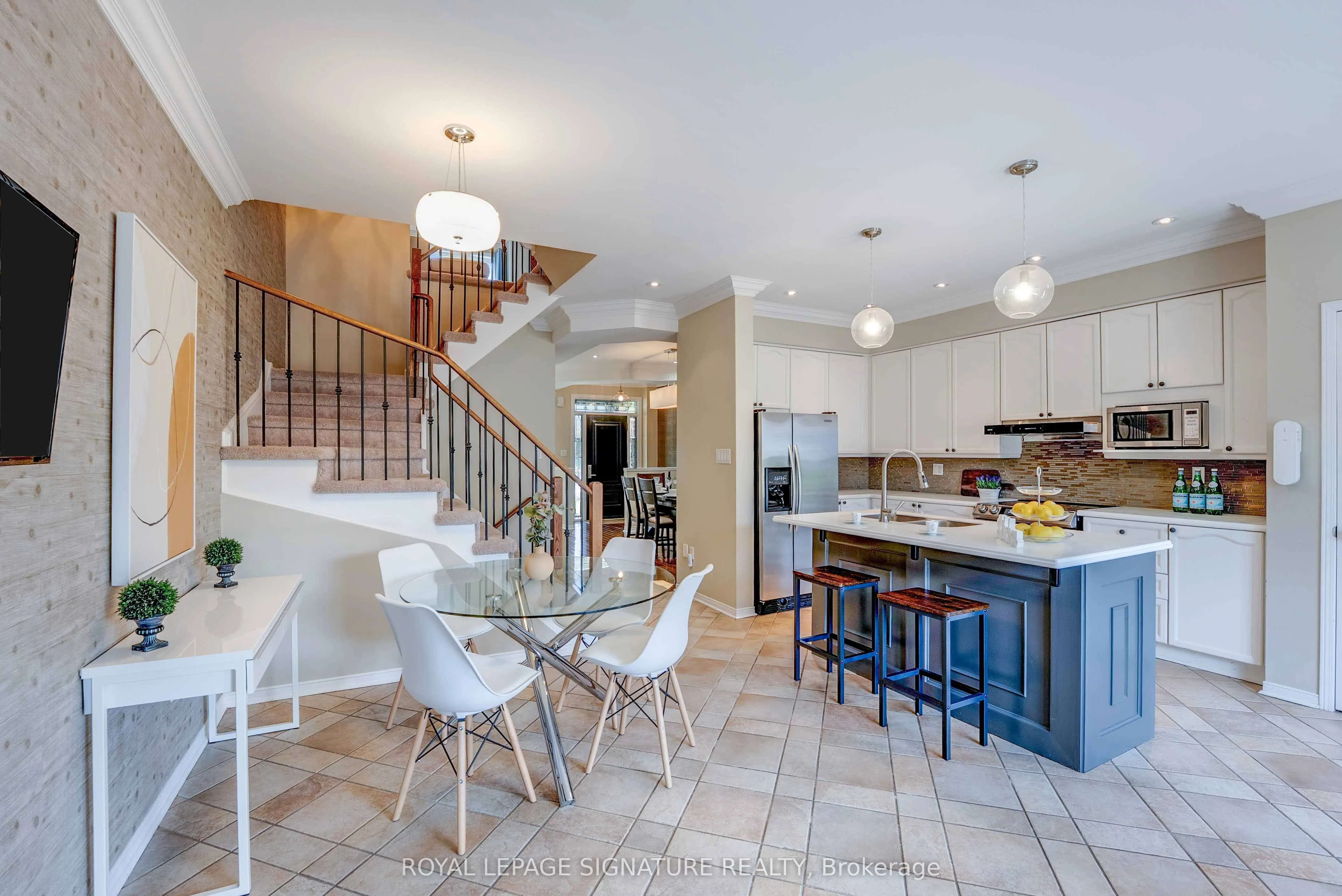 216 Gatwick Drive
