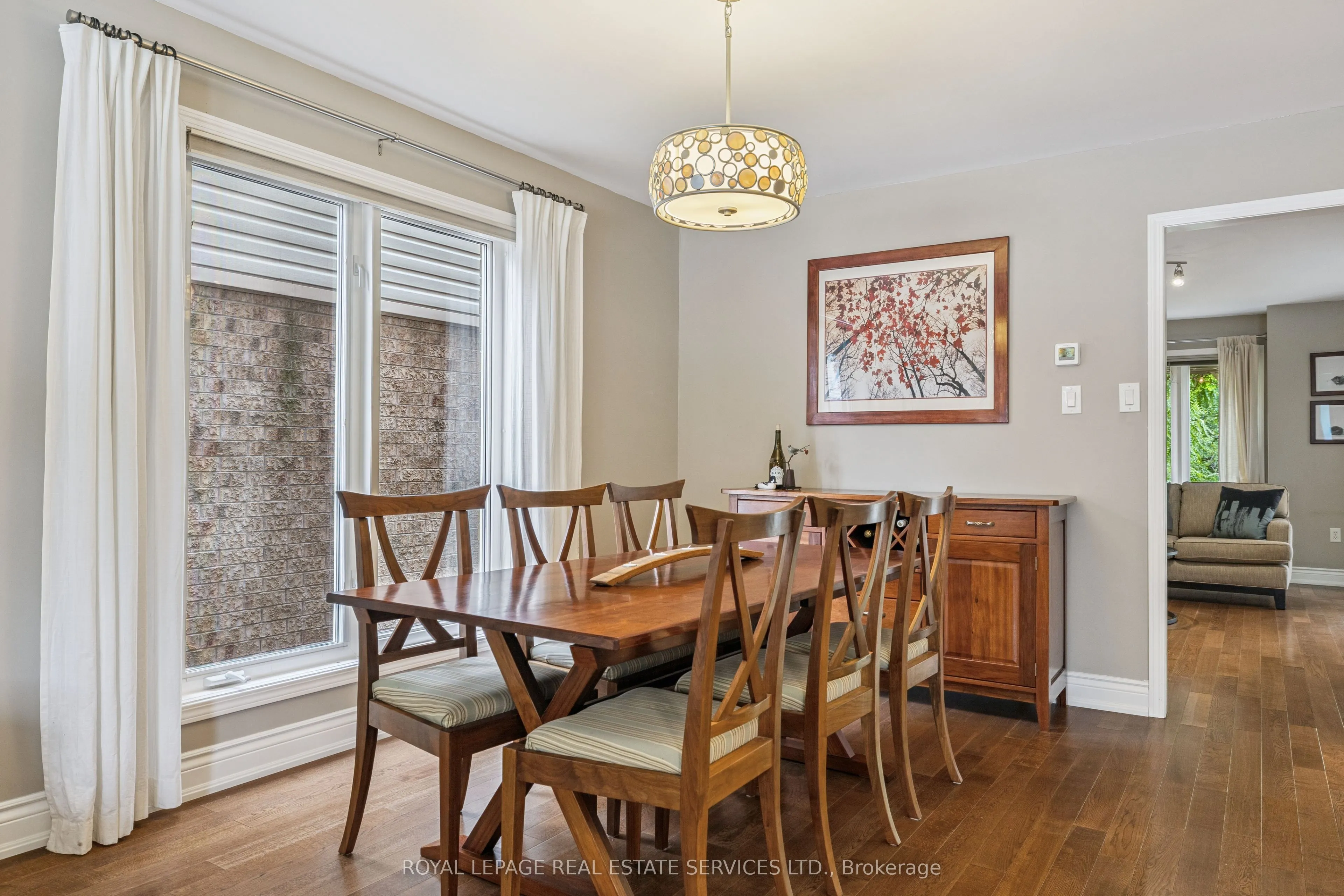 5186 Ravine Crescent