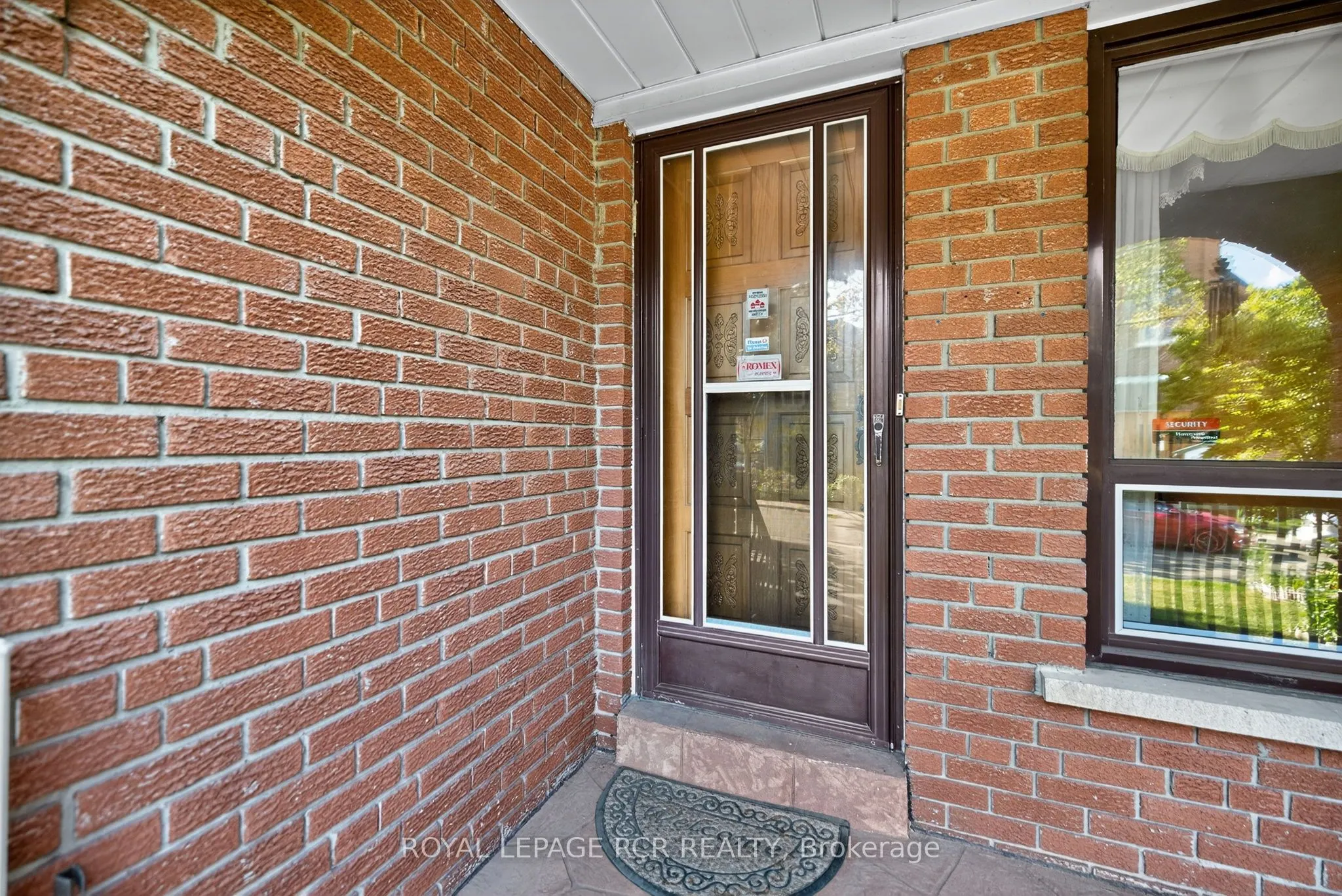 8 Cross Street