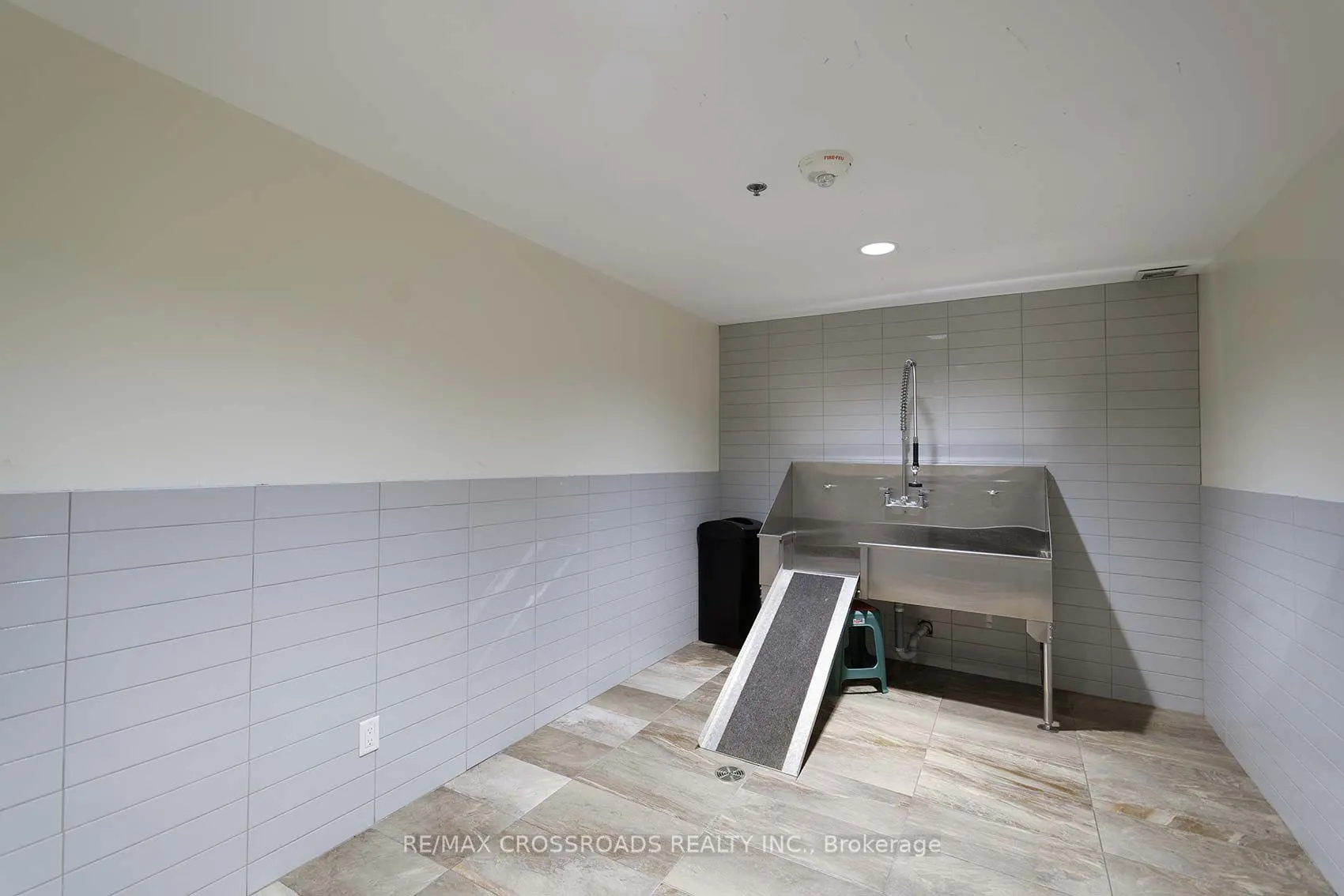 65 Yorkland Boulevard, #206