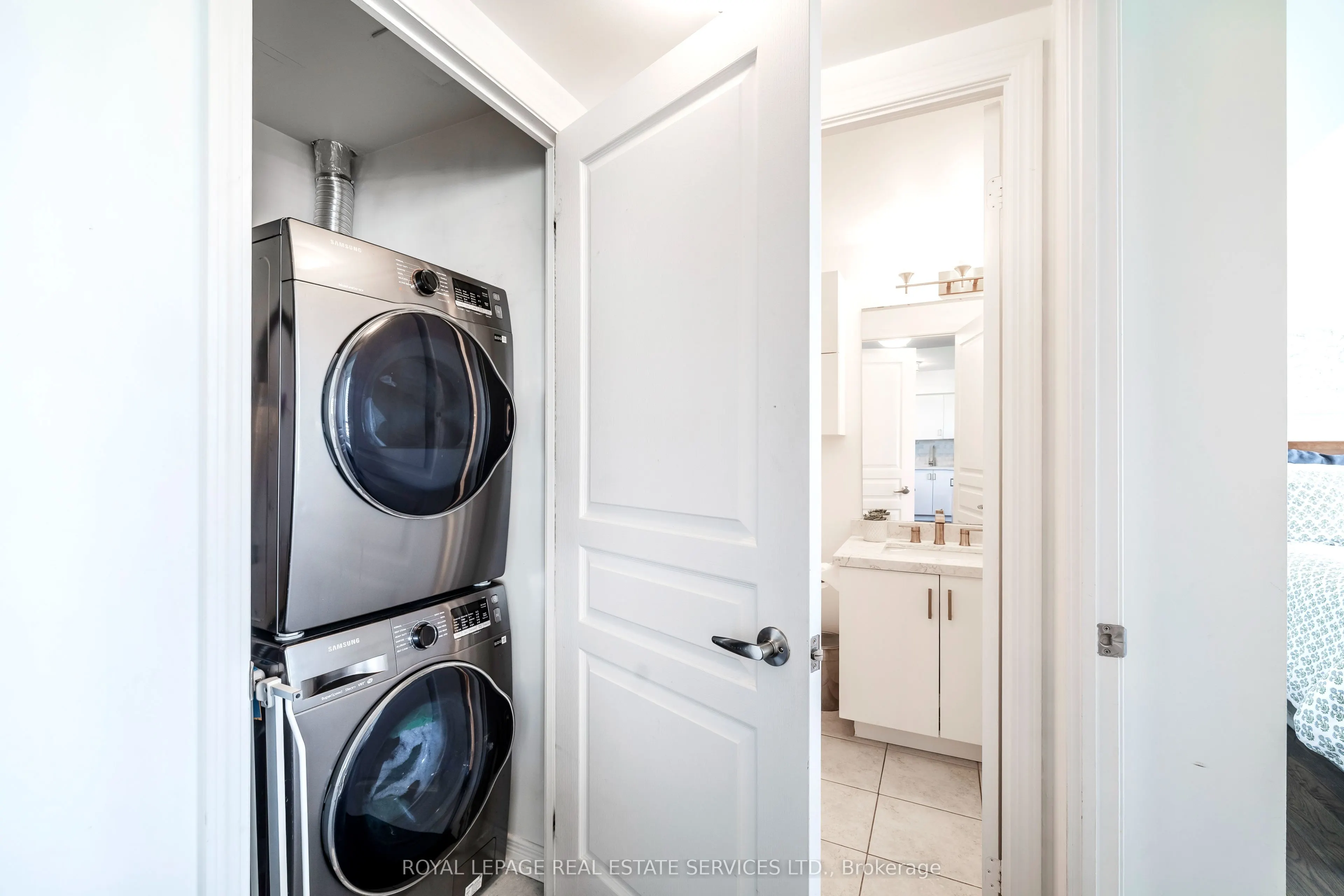 15 Legion Road, #1105