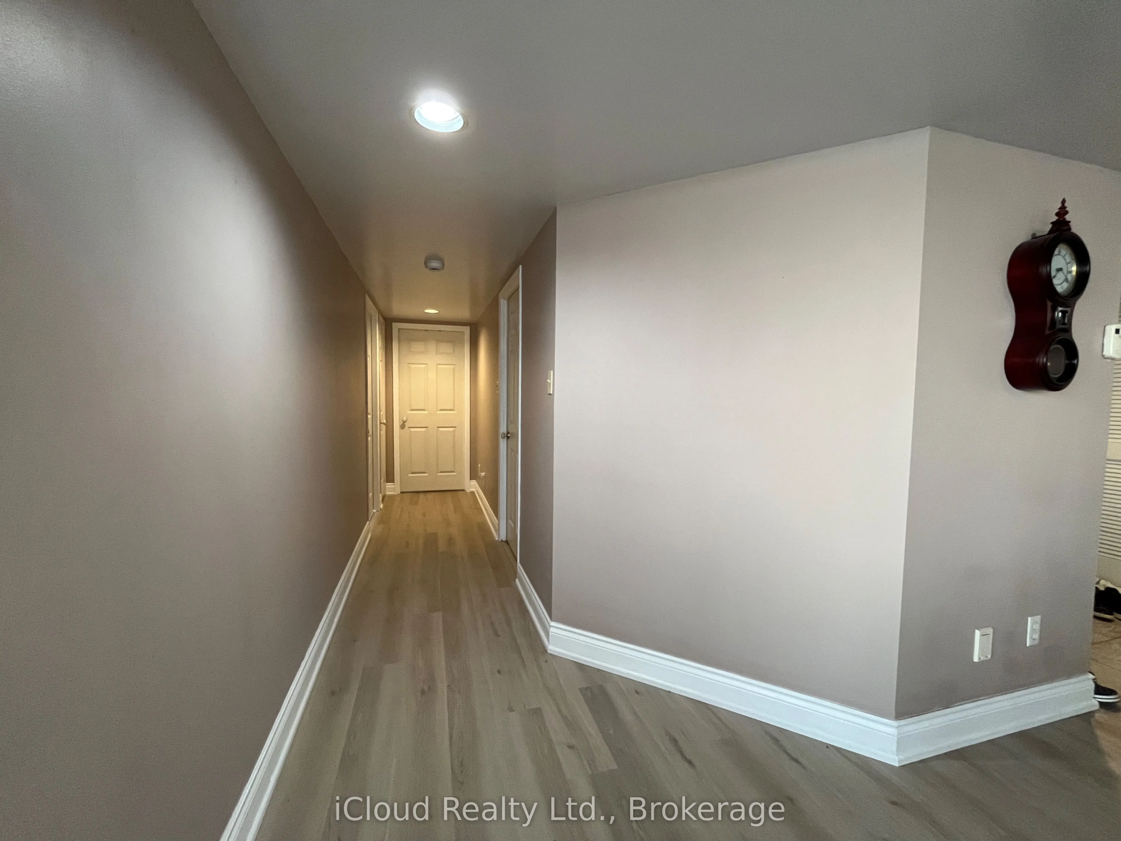 45 Kingsbridge Garden Circle, #2805