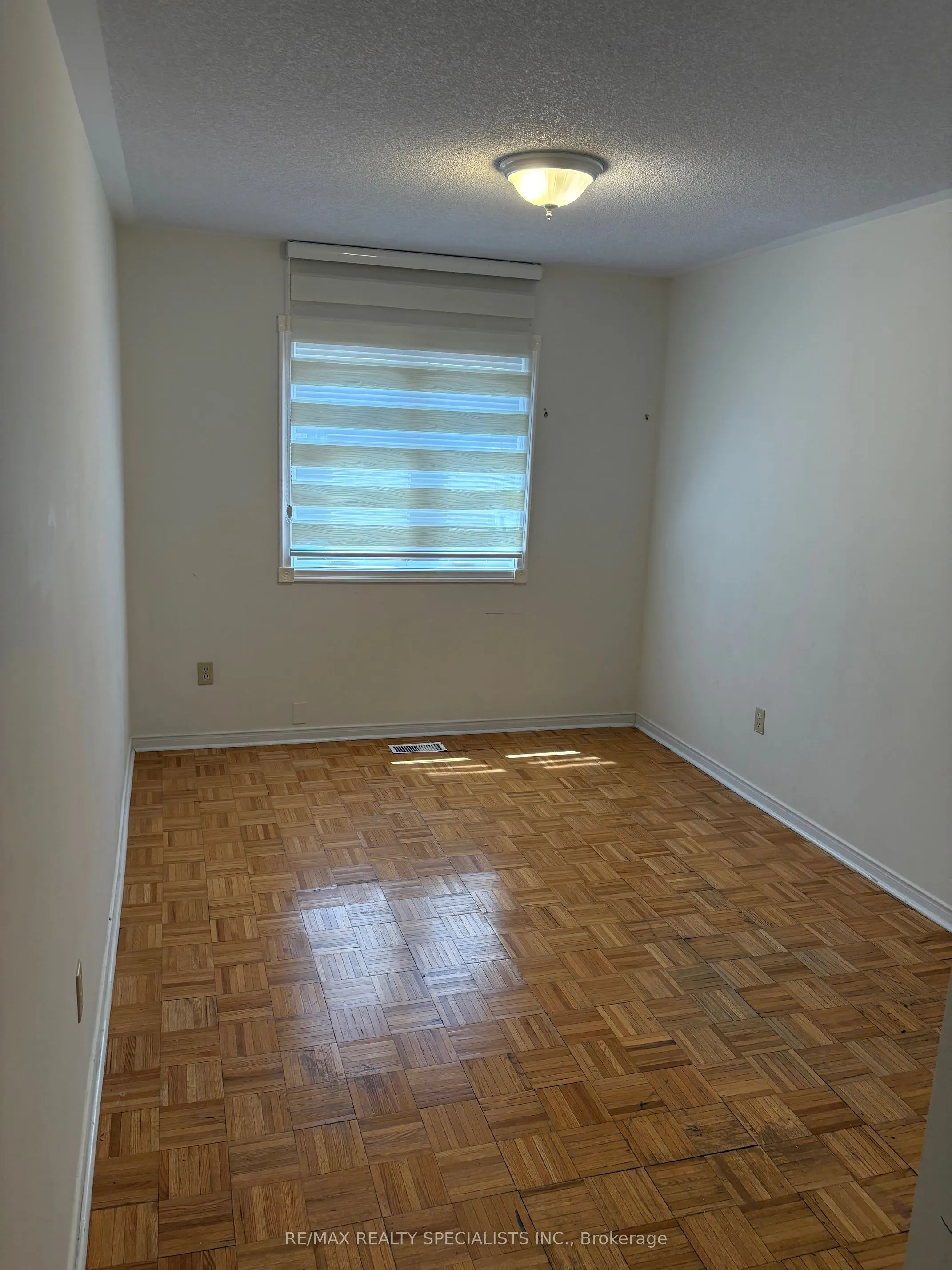 1015 Fernandez Drive, #Upper