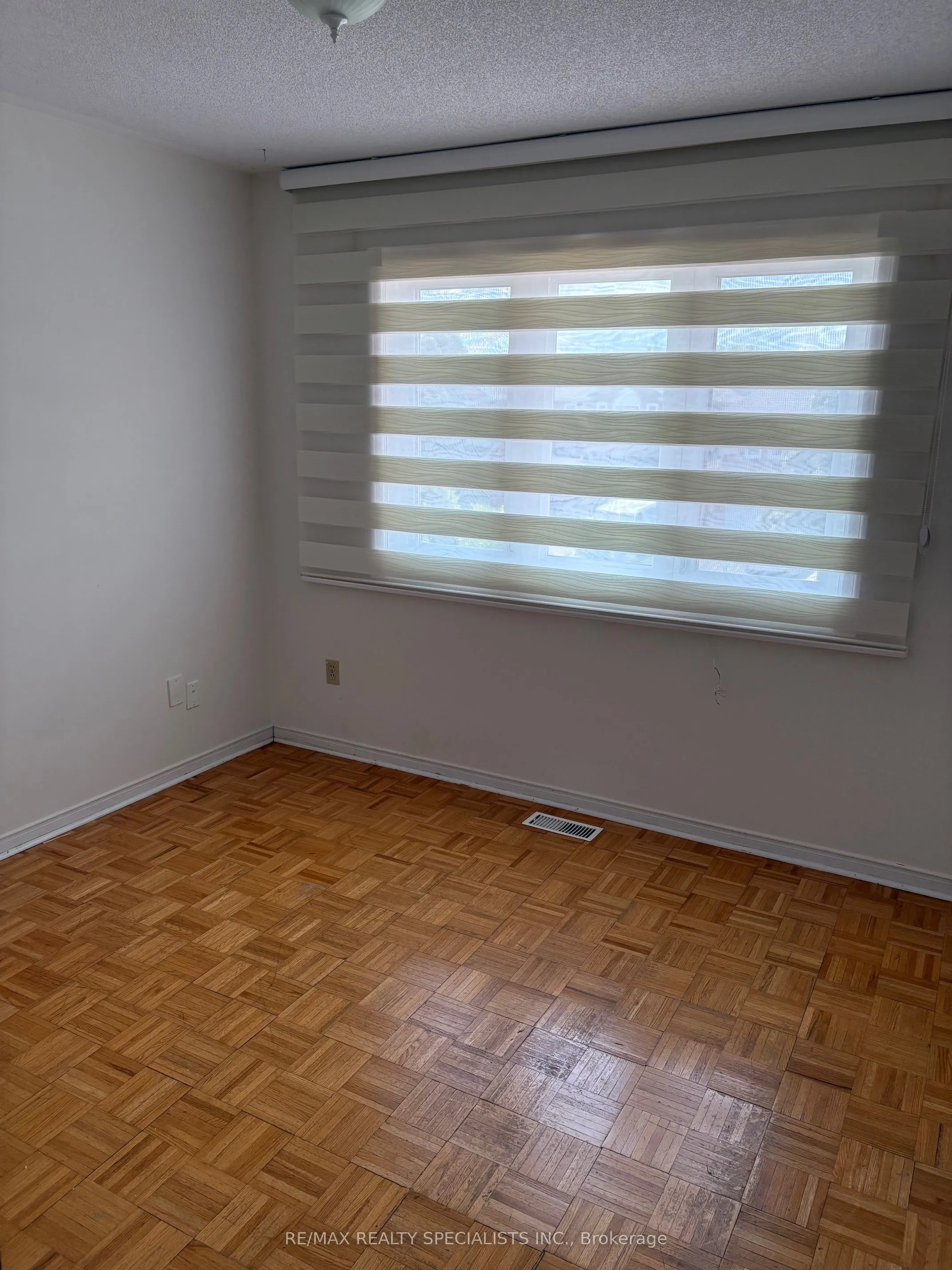 1015 Fernandez Drive, #Upper