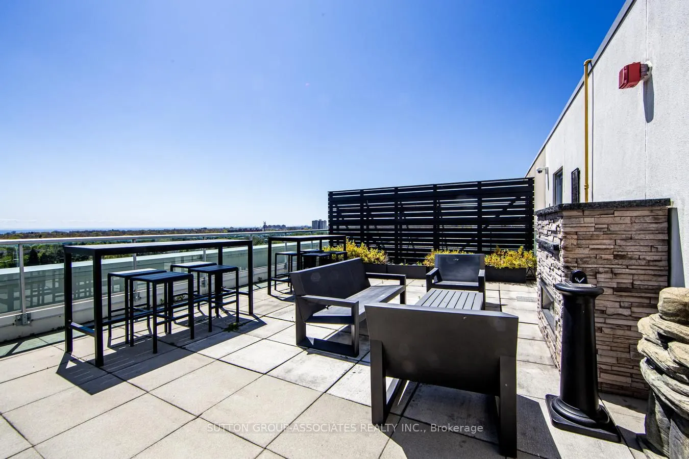 200 Manitoba Street, #536