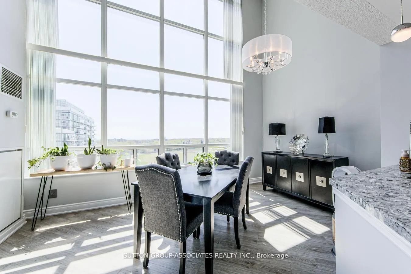 200 Manitoba Street, #536
