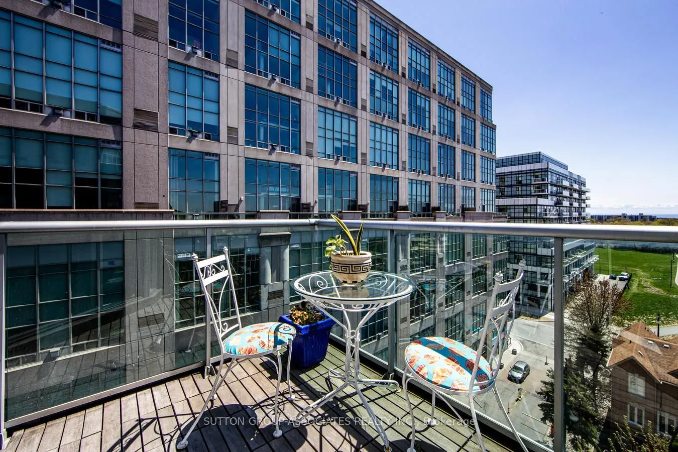200 Manitoba Street, #536