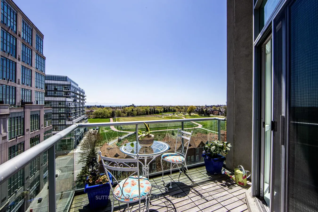 200 Manitoba Street, #536