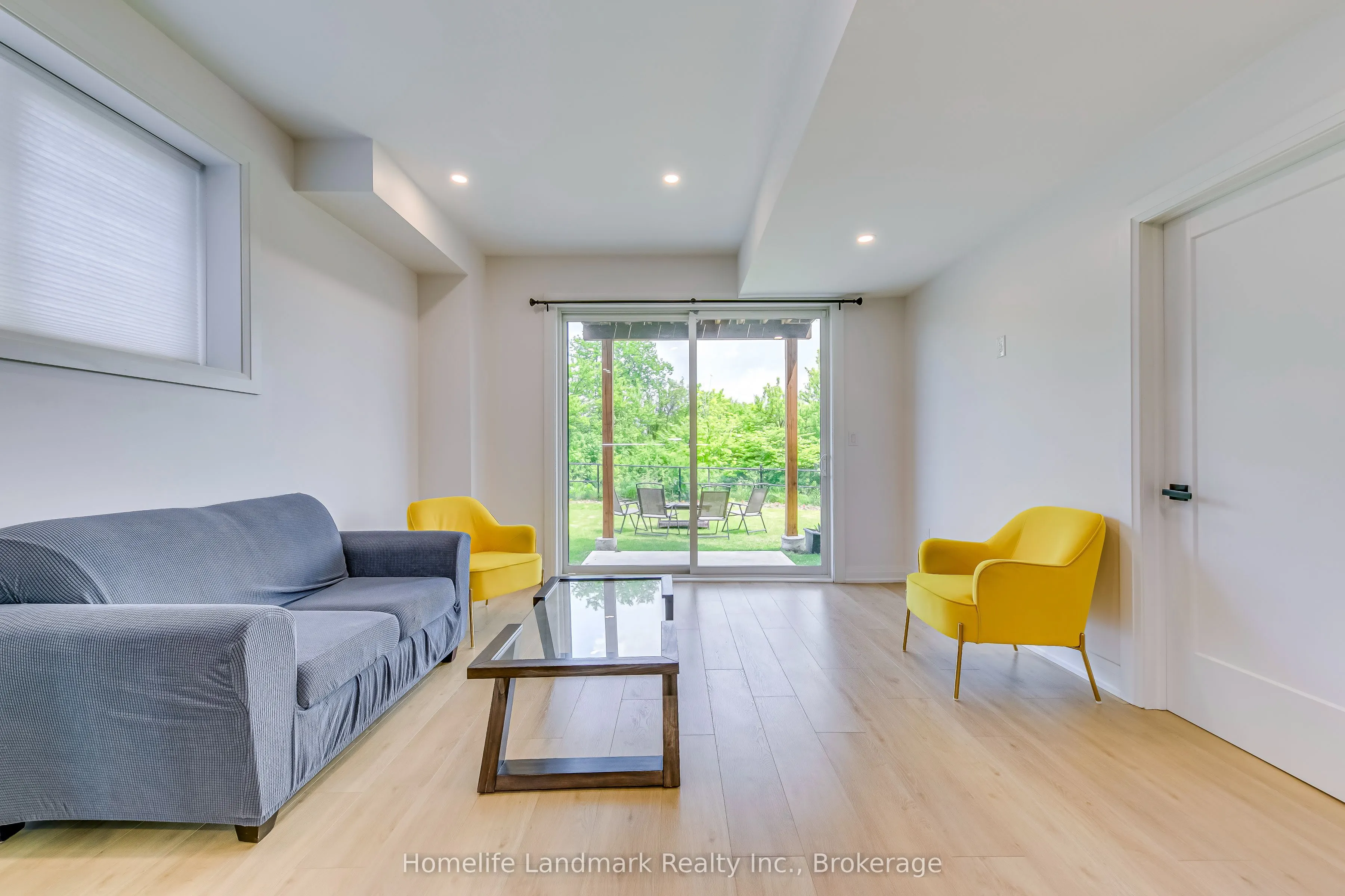 1472 Varelas Passage