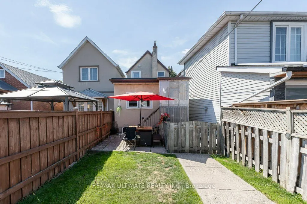 281 Boon Avenue