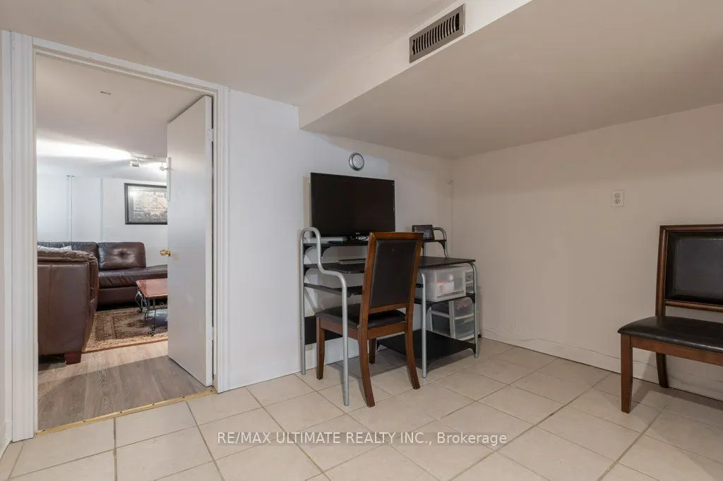 281 Boon Avenue