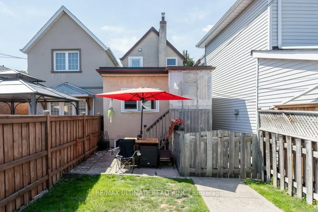 281 Boon Avenue