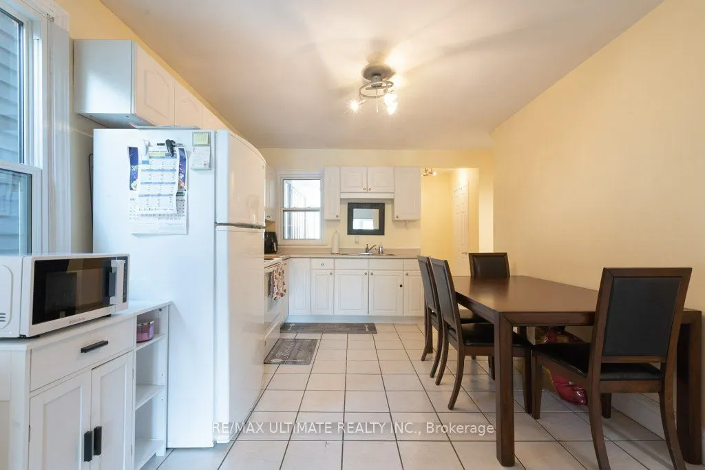 281 Boon Avenue