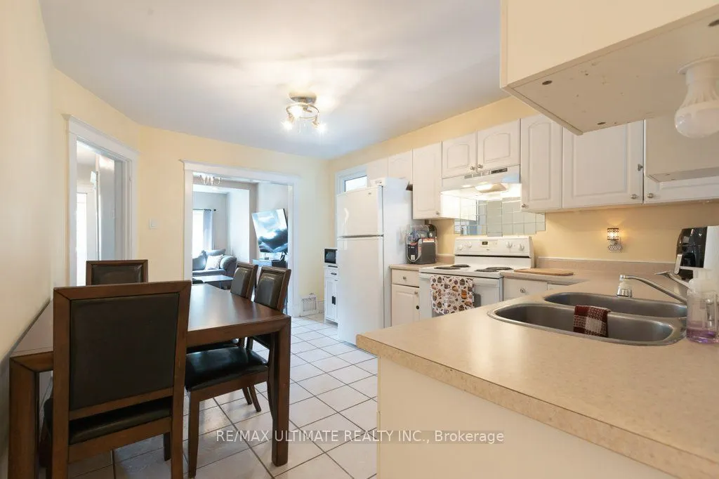 281 Boon Avenue