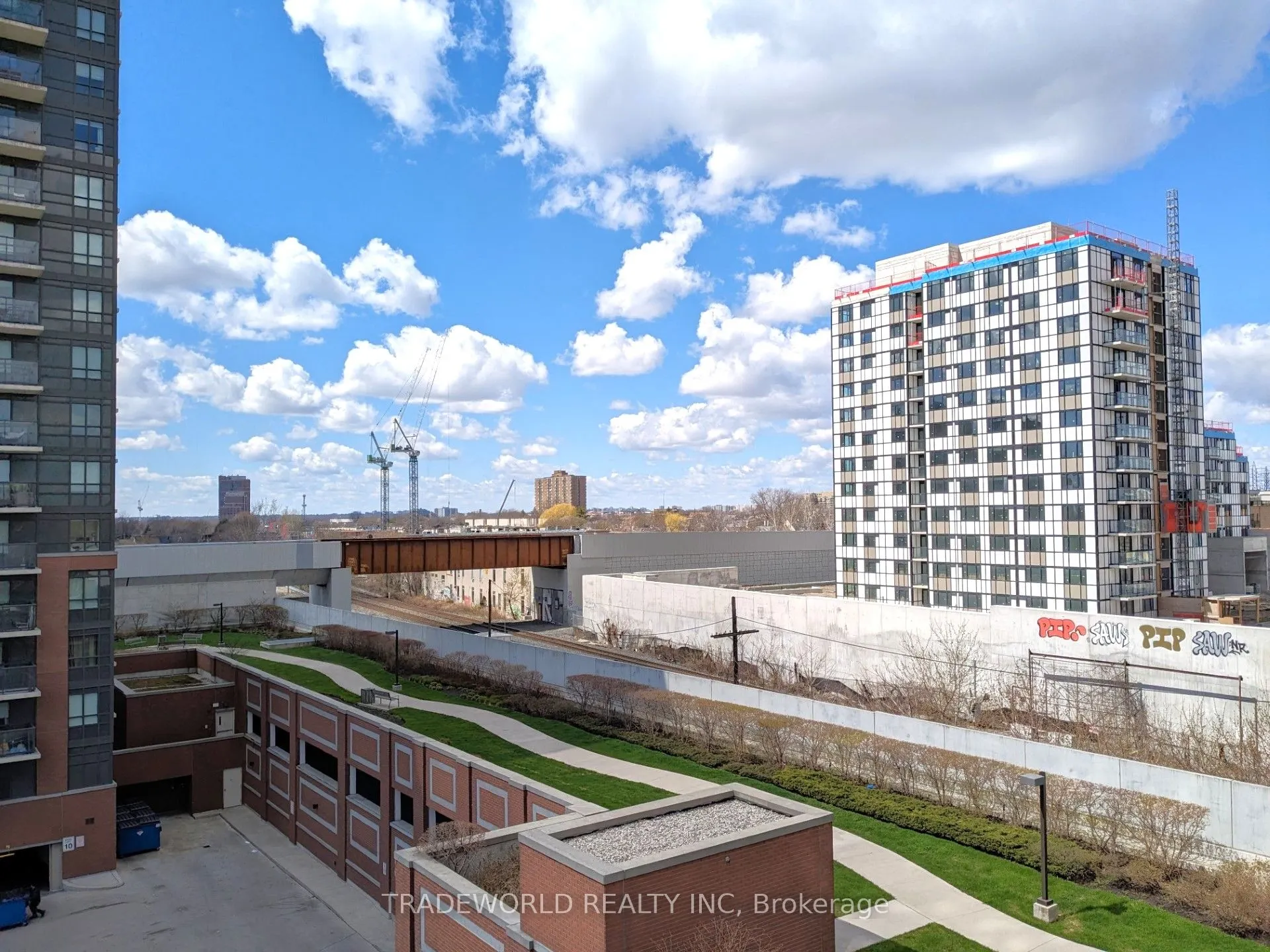 1410 Dupont Street, #608