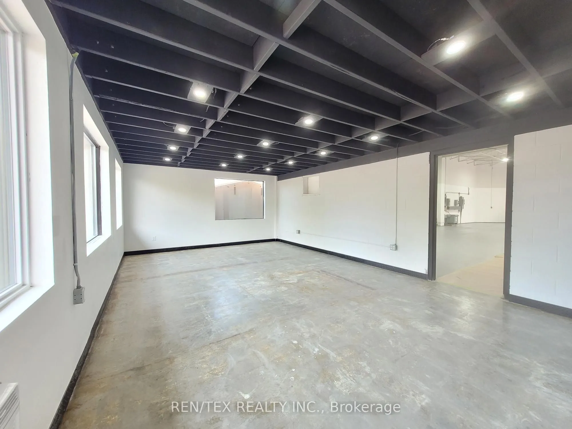 4 Marconi Court, #Unit 10