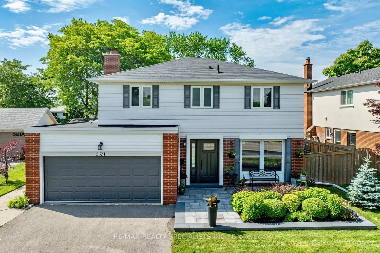 2574 Homelands Drive