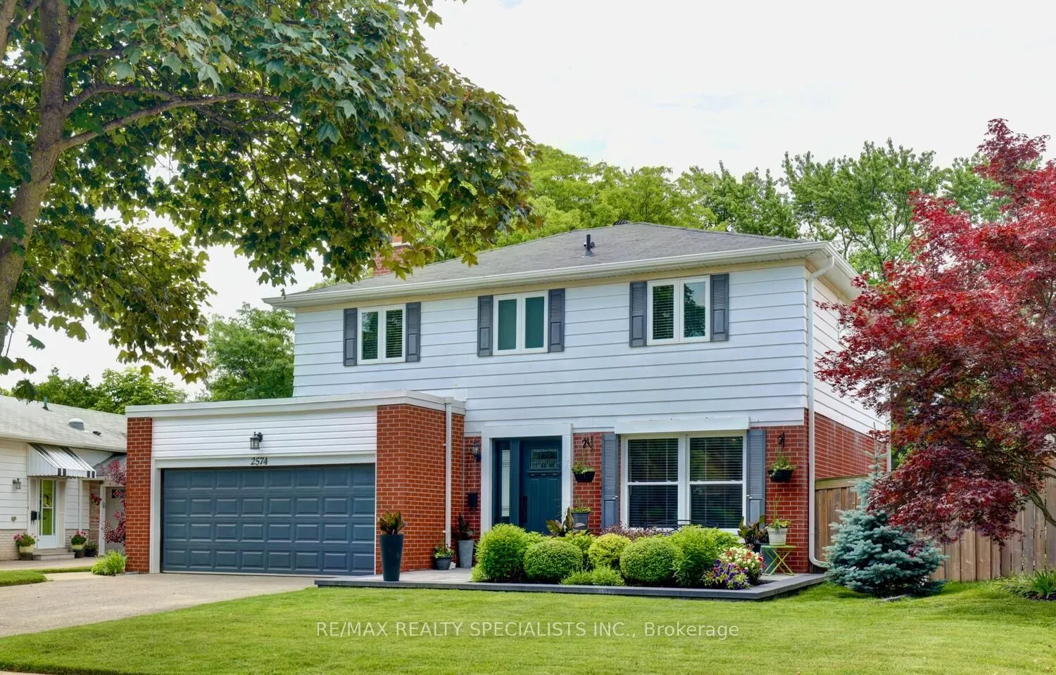 2574 Homelands Drive