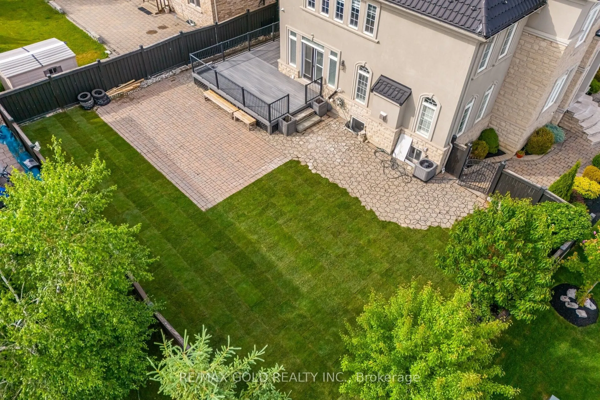 2 Belleville Drive