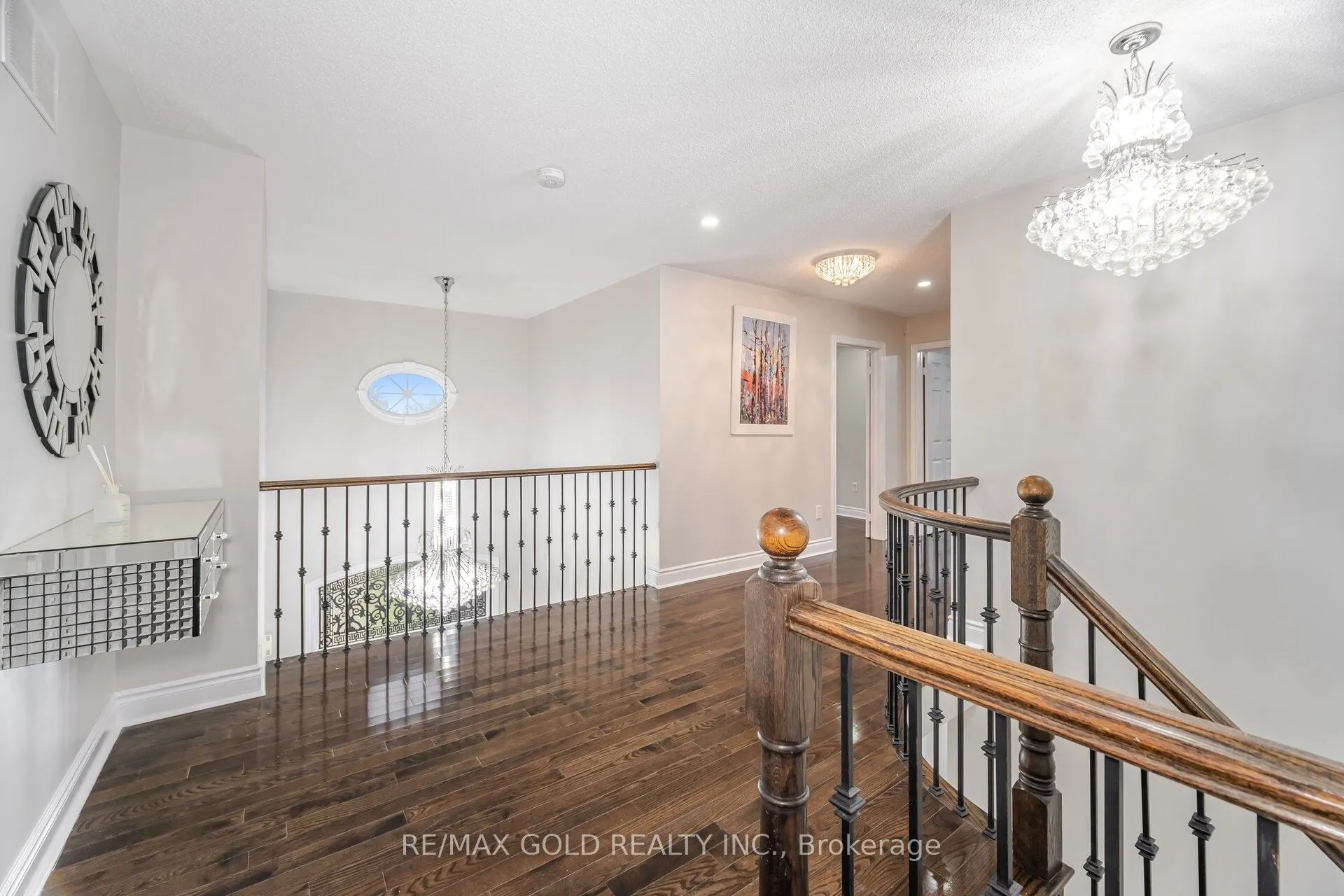 2 Belleville Drive