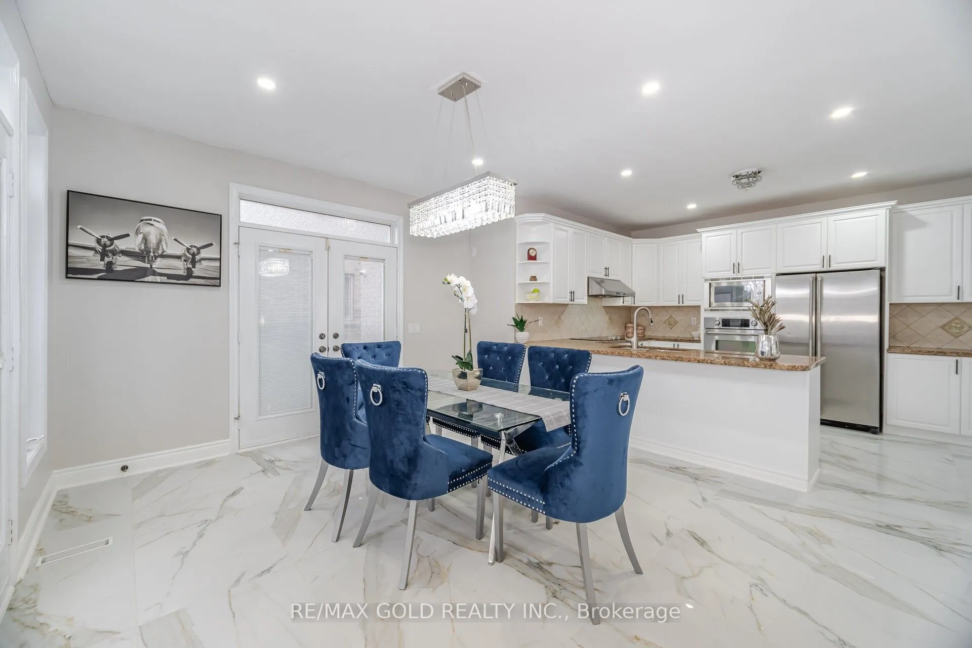 2 Belleville Drive