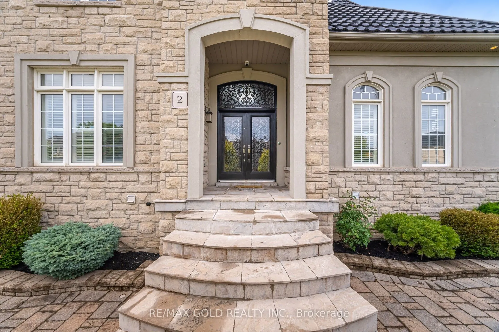 2 Belleville Drive
