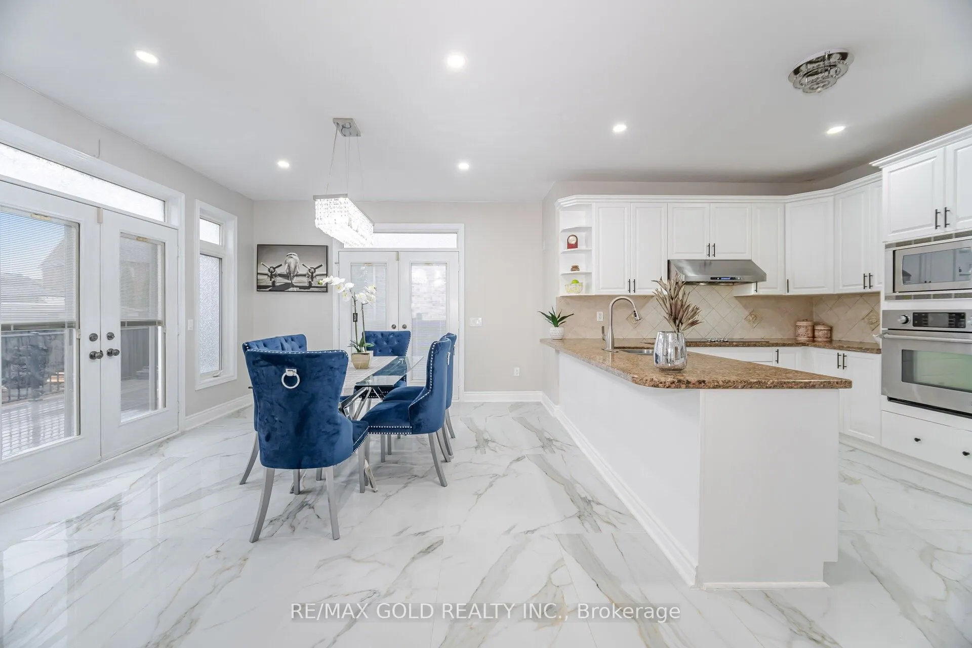 2 Belleville Drive