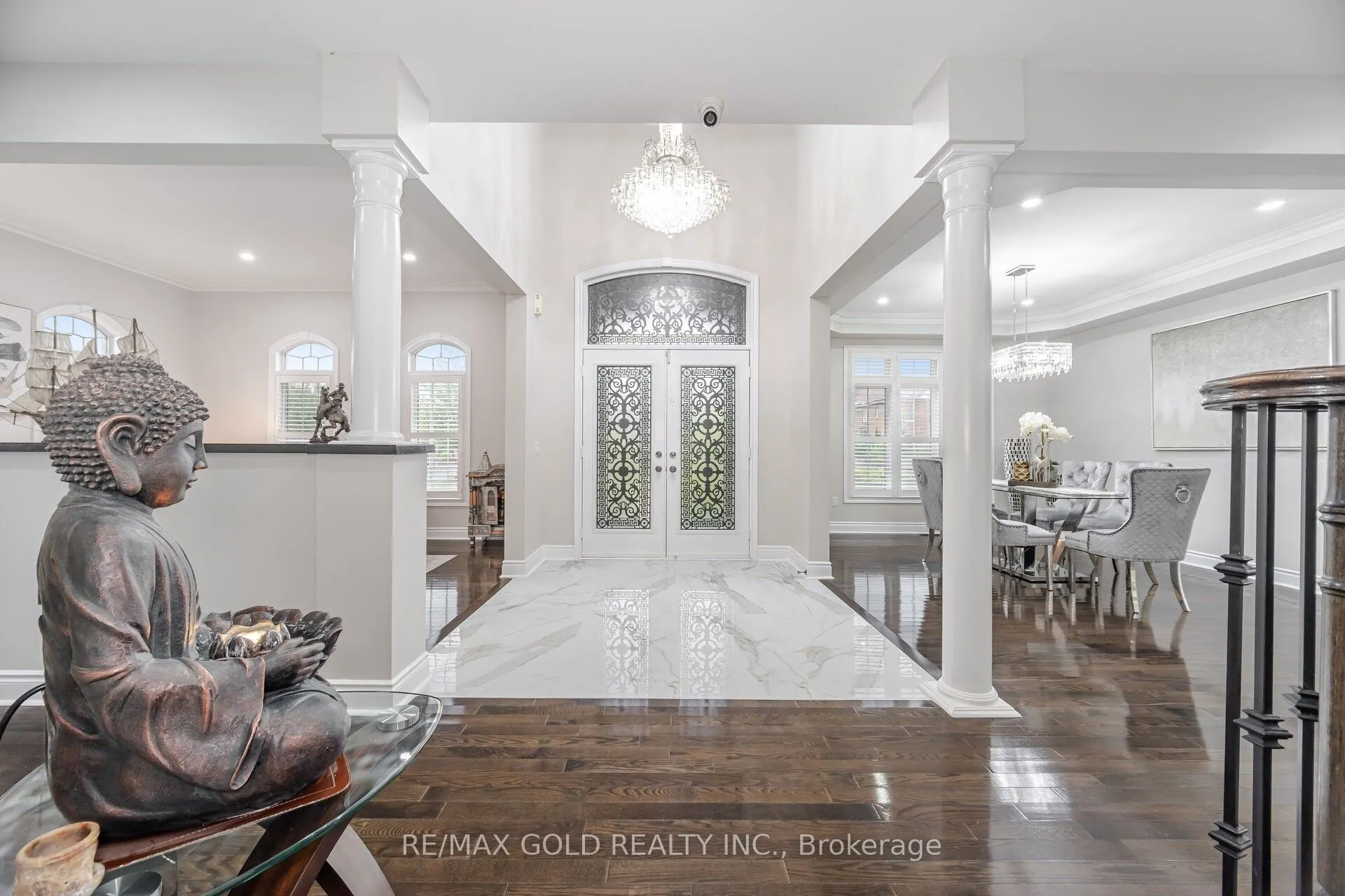2 Belleville Drive