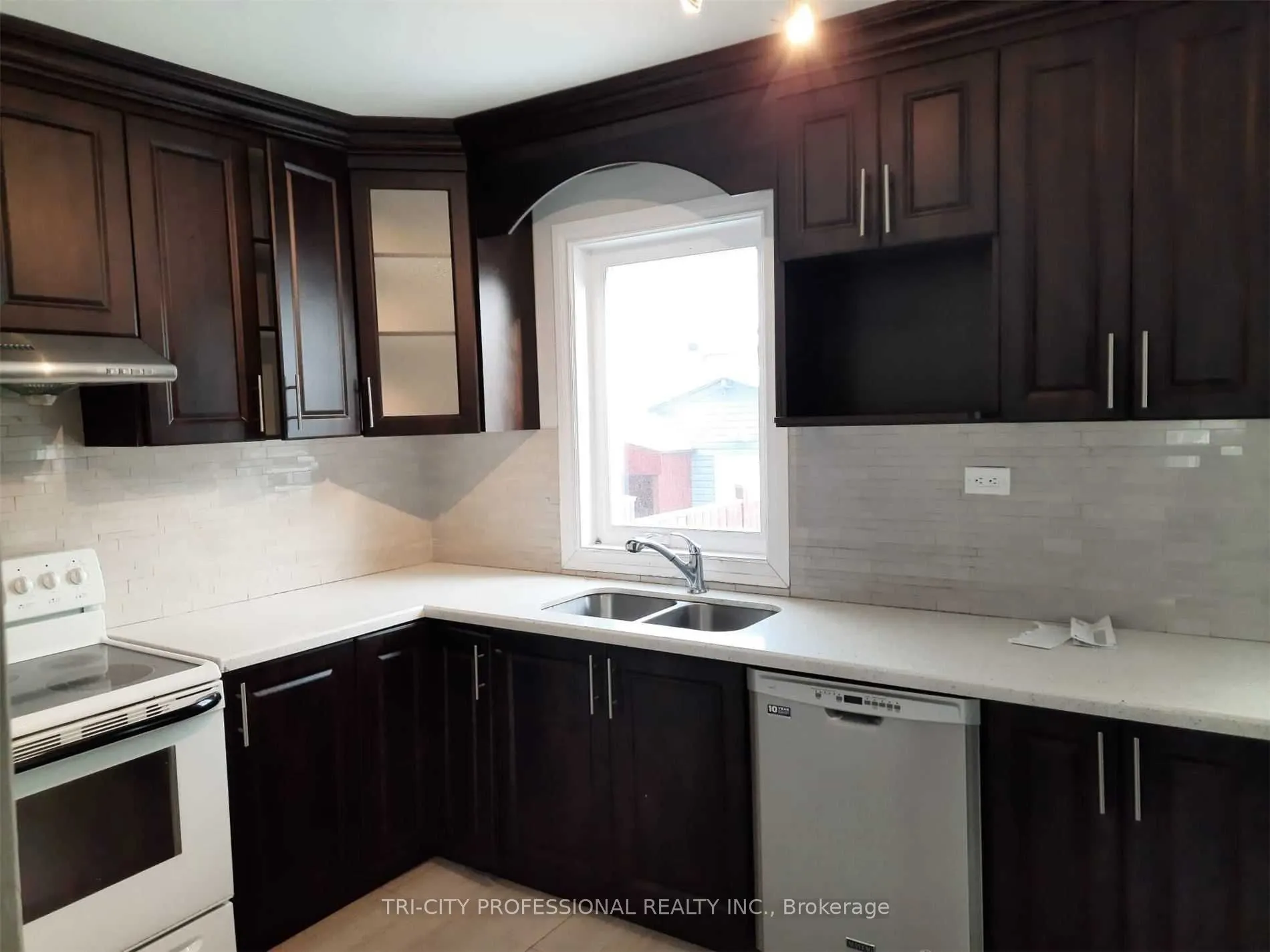 239 Dunraven Drive